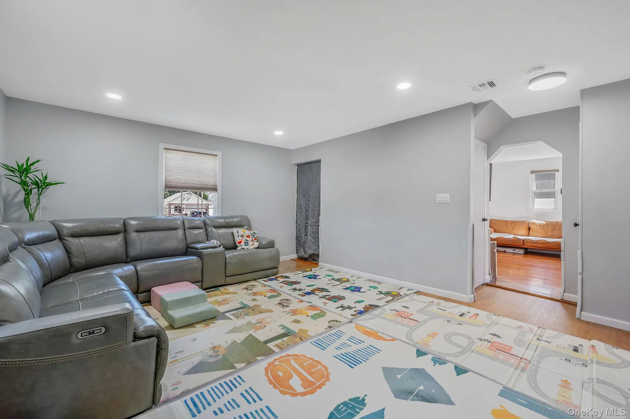2454 Jefferson Street, Hempstead, NY, 3 Bedrooms Bedrooms, 6 Rooms Rooms,3 BathroomsBathrooms,Residential,For Rent,Jefferson,0,1006488 2454 Jefferson Street, Hempstead, NY, 3 Bedrooms Bedrooms, 6 Rooms Rooms,3 BathroomsBathrooms,Residential,For Rent,Jefferson,0,1006488