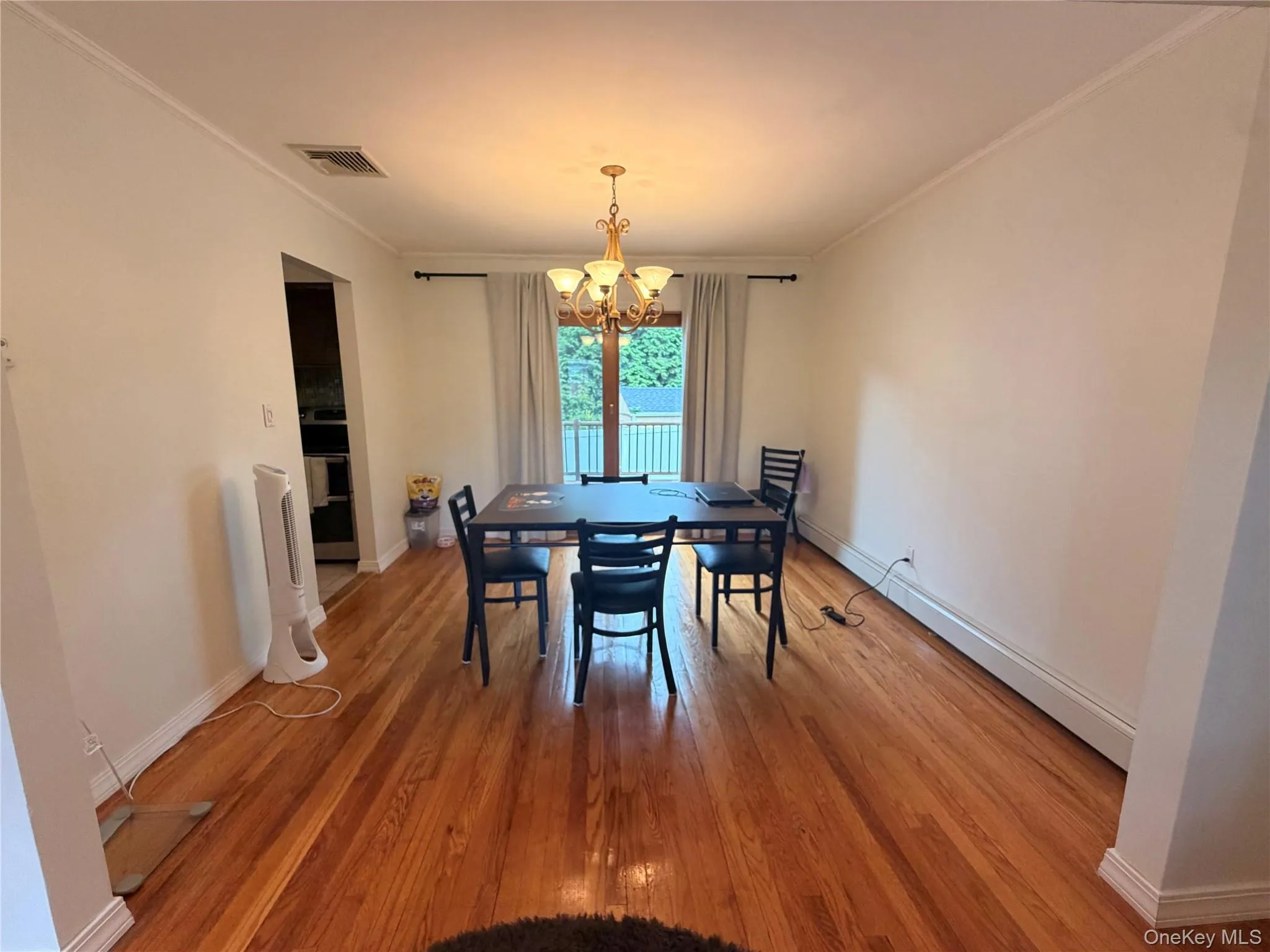 748 Leslie Lane, Hempstead, NY, 3 Bedrooms Bedrooms, 7 Rooms Rooms,2 BathroomsBathrooms,Residential Lease,For Rent,Leslie,0,1006493 748 Leslie Lane, Hempstead, NY, 3 Bedrooms Bedrooms, 7 Rooms Rooms,2 BathroomsBathrooms,Residential Lease,For Rent,Leslie,0,1006493