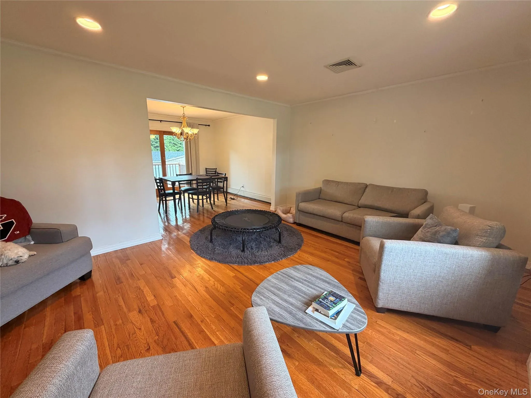 748 Leslie Lane, Hempstead, NY, 3 Bedrooms Bedrooms, 7 Rooms Rooms,2 BathroomsBathrooms,Residential Lease,For Rent,Leslie,0,1006493 748 Leslie Lane, Hempstead, NY, 3 Bedrooms Bedrooms, 7 Rooms Rooms,2 BathroomsBathrooms,Residential Lease,For Rent,Leslie,0,1006493
