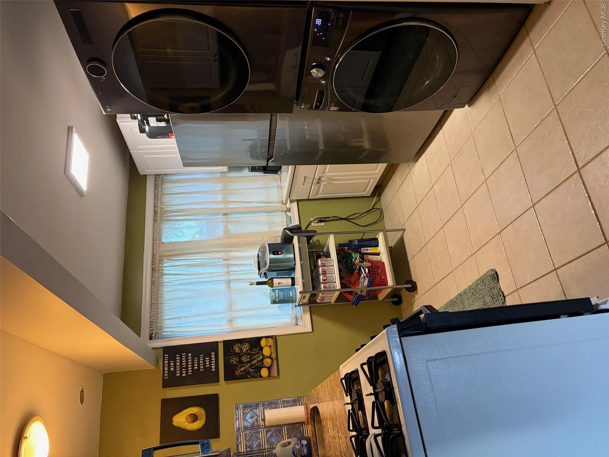8 Johnson Place, Hempstead, NY, 3 Bedrooms Bedrooms, 6 Rooms Rooms,1 BathroomBathrooms,Residential,For Rent,Johnson,0,1006494 8 Johnson Place, Hempstead, NY, 3 Bedrooms Bedrooms, 6 Rooms Rooms,1 BathroomBathrooms,Residential,For Rent,Johnson,0,1006494