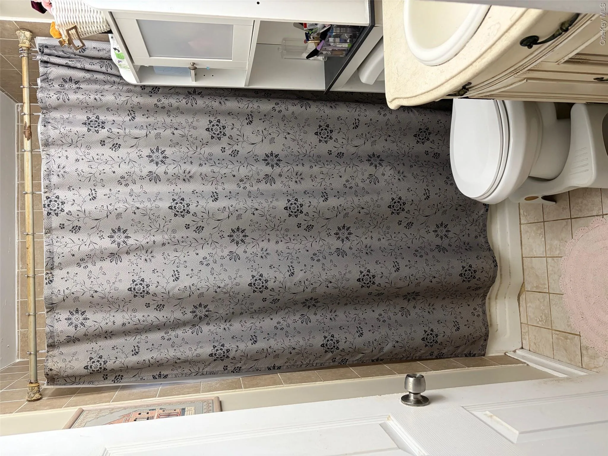 8 Johnson Place, Hempstead, NY, 3 Bedrooms Bedrooms, 6 Rooms Rooms,1 BathroomBathrooms,Residential,For Rent,Johnson,0,1006494 8 Johnson Place, Hempstead, NY, 3 Bedrooms Bedrooms, 6 Rooms Rooms,1 BathroomBathrooms,Residential,For Rent,Johnson,0,1006494