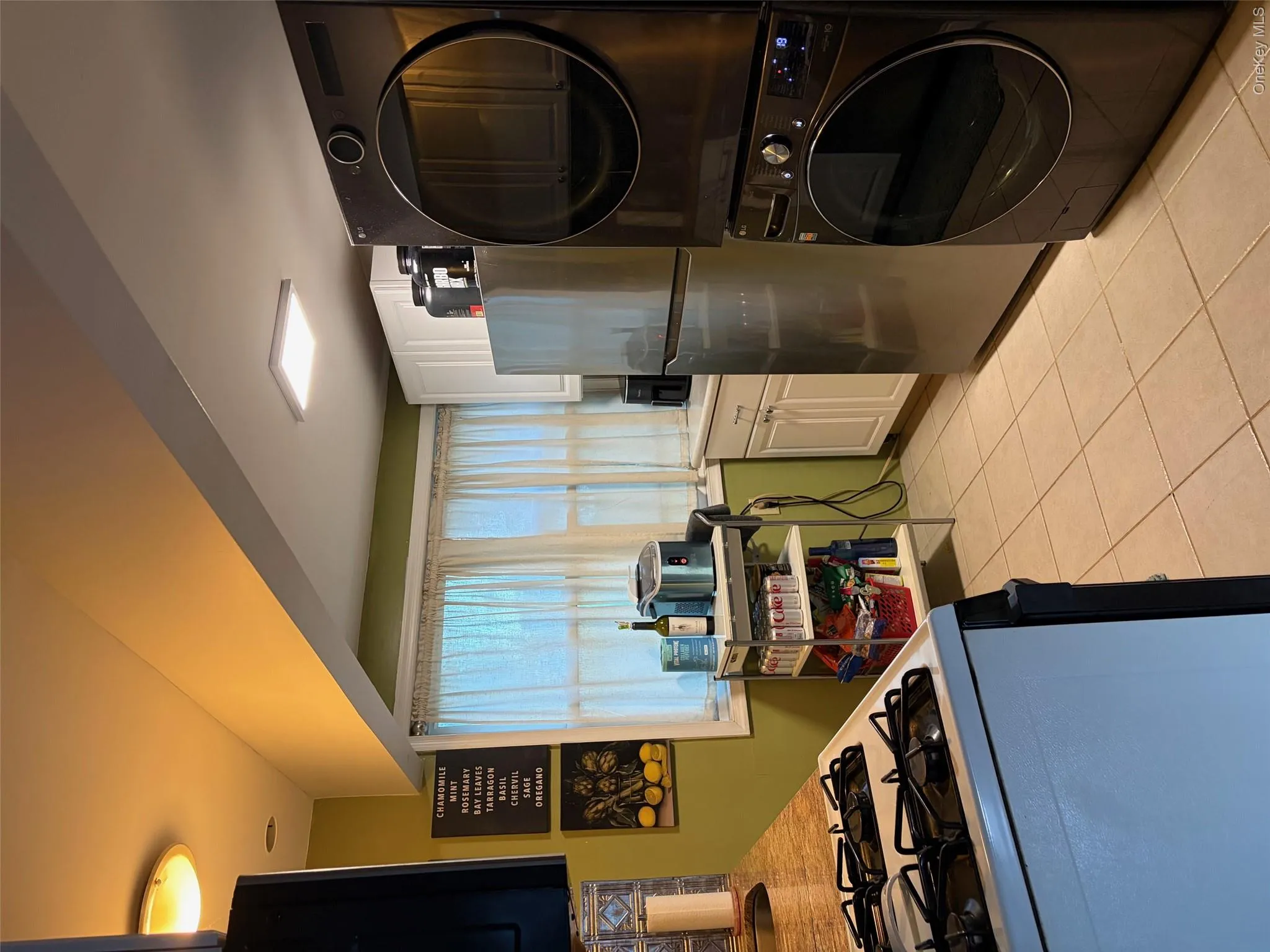 8 Johnson Place, Hempstead, NY, 3 Bedrooms Bedrooms, 6 Rooms Rooms,1 BathroomBathrooms,Residential,For Rent,Johnson,0,1006494 8 Johnson Place, Hempstead, NY, 3 Bedrooms Bedrooms, 6 Rooms Rooms,1 BathroomBathrooms,Residential,For Rent,Johnson,0,1006494