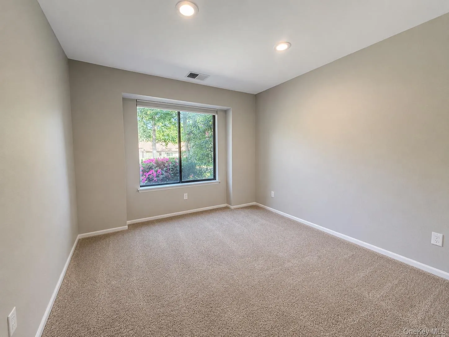 201 Birchwood Road, Brookhaven, NY, 2 Bedrooms Bedrooms, 5 Rooms Rooms,2 BathroomsBathrooms,Residential Lease,For Rent,Birchwood,0,1006496 201 Birchwood Road, Brookhaven, NY, 2 Bedrooms Bedrooms, 5 Rooms Rooms,2 BathroomsBathrooms,Residential Lease,For Rent,Birchwood,0,1006496