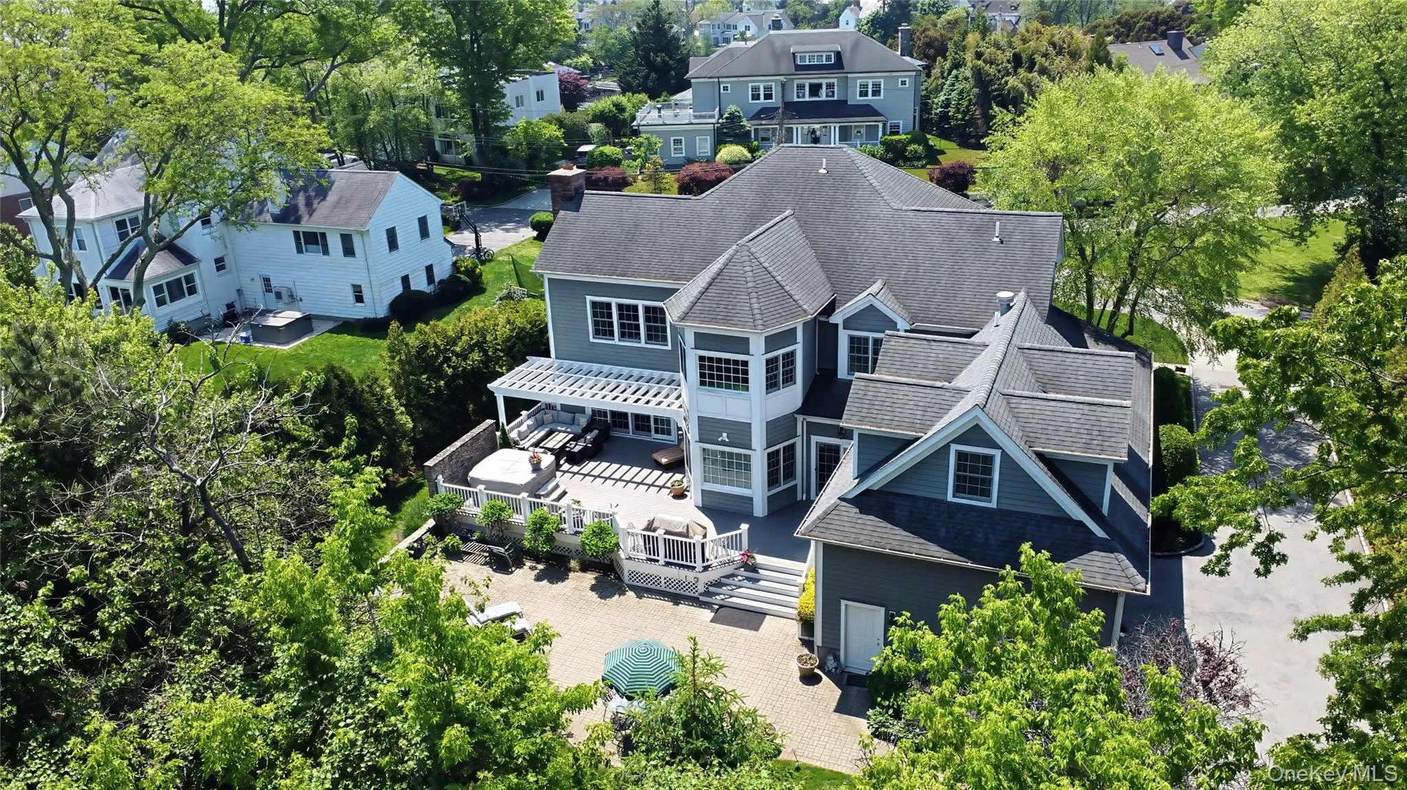 4 Griffen Drive, Mamaroneck, NY, 5 Bedrooms Bedrooms, 11 Rooms Rooms,4 BathroomsBathrooms,Residential,For Rent,Griffen,0,1006497 4 Griffen Drive, Mamaroneck, NY, 5 Bedrooms Bedrooms, 11 Rooms Rooms,4 BathroomsBathrooms,Residential,For Rent,Griffen,0,1006497