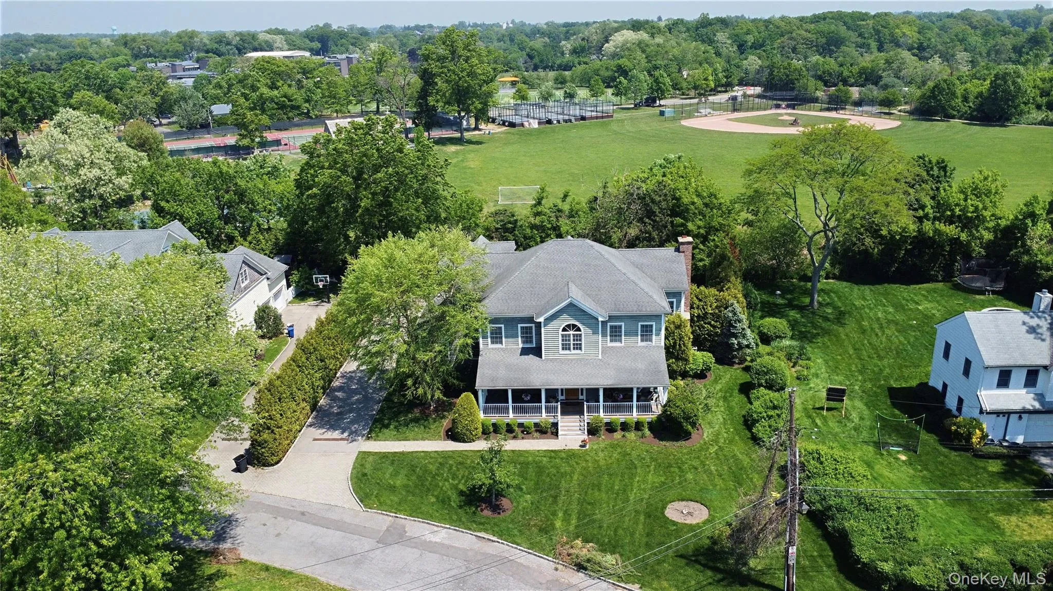 4 Griffen Drive, Mamaroneck, NY, 5 Bedrooms Bedrooms, 11 Rooms Rooms,4 BathroomsBathrooms,Residential,For Rent,Griffen,0,1006497 4 Griffen Drive, Mamaroneck, NY, 5 Bedrooms Bedrooms, 11 Rooms Rooms,4 BathroomsBathrooms,Residential,For Rent,Griffen,0,1006497