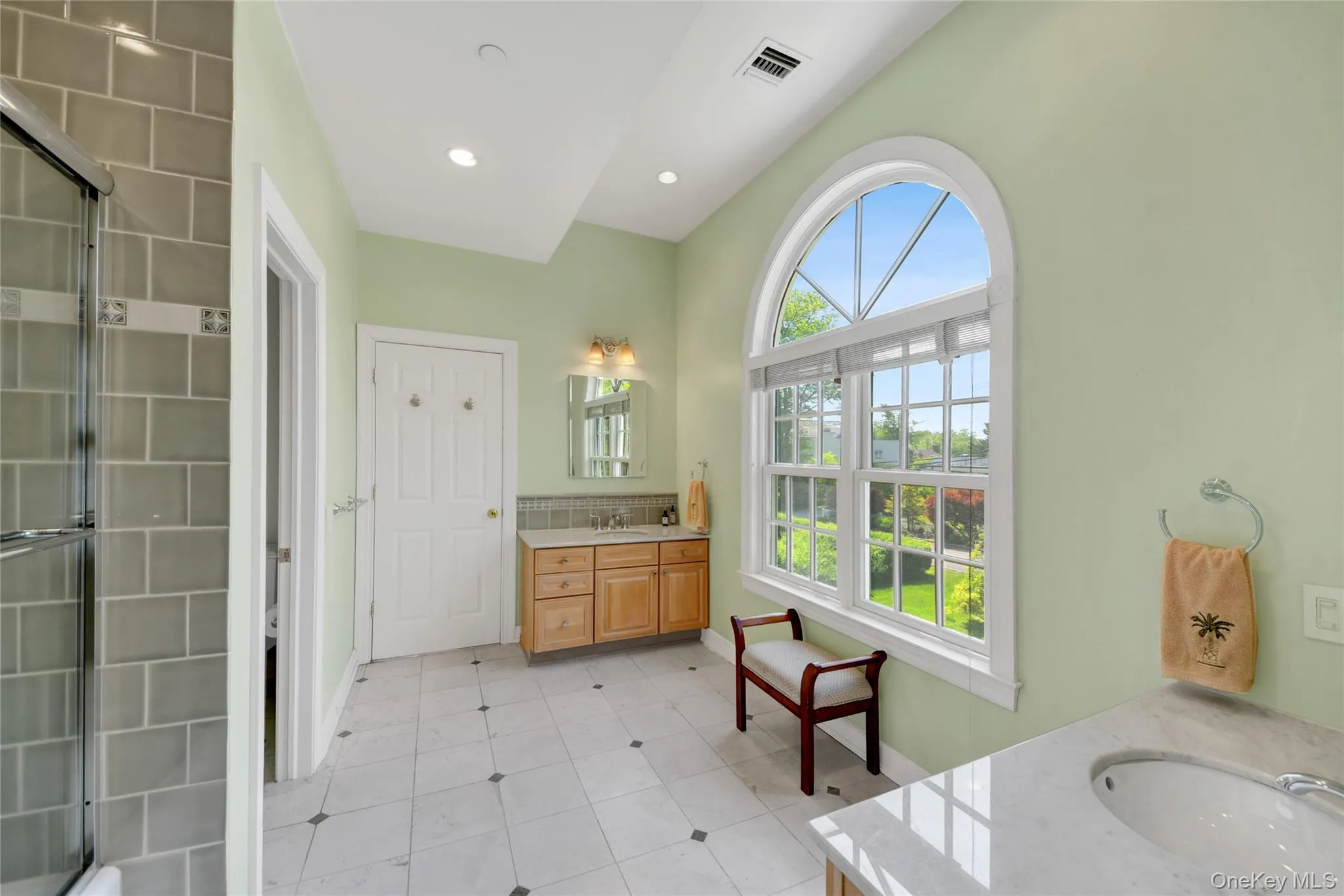 4 Griffen Drive, Mamaroneck, NY, 5 Bedrooms Bedrooms, 11 Rooms Rooms,4 BathroomsBathrooms,Residential,For Rent,Griffen,0,1006497 4 Griffen Drive, Mamaroneck, NY, 5 Bedrooms Bedrooms, 11 Rooms Rooms,4 BathroomsBathrooms,Residential,For Rent,Griffen,0,1006497