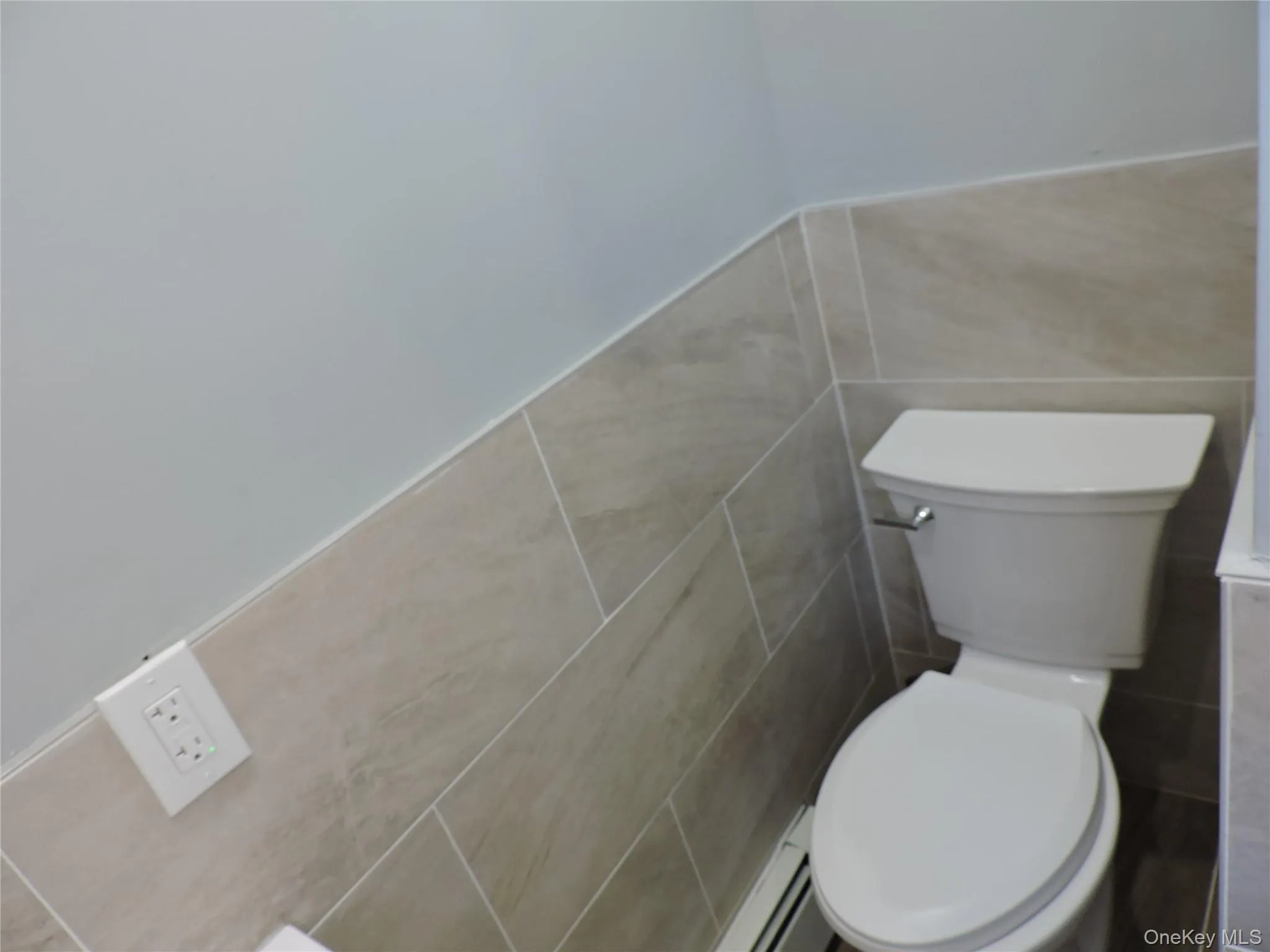 23 maple Avenue, Hempstead, NY, 2 Bedrooms Bedrooms, 4 Rooms Rooms,1 BathroomBathrooms,Residential Lease,For Rent,maple,0,1006502 23 maple Avenue, Hempstead, NY, 2 Bedrooms Bedrooms, 4 Rooms Rooms,1 BathroomBathrooms,Residential Lease,For Rent,maple,0,1006502