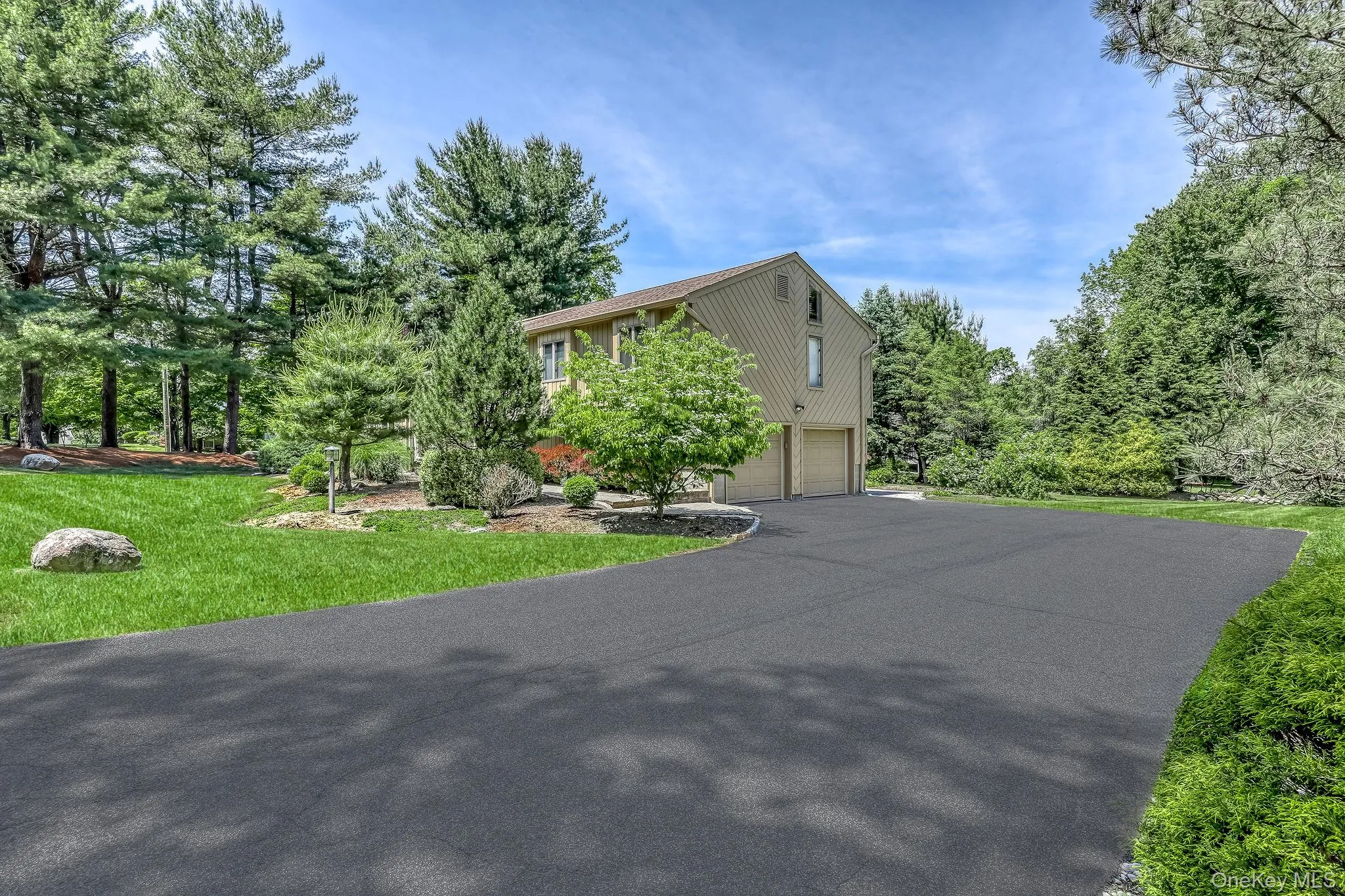 15 Caroll Drive, Ramapo, NY, 3 Bedrooms Bedrooms, 10 Rooms Rooms,2 BathroomsBathrooms,Residential,For Rent,Caroll,0,1006511 15 Caroll Drive, Ramapo, NY, 3 Bedrooms Bedrooms, 10 Rooms Rooms,2 BathroomsBathrooms,Residential,For Rent,Caroll,0,1006511