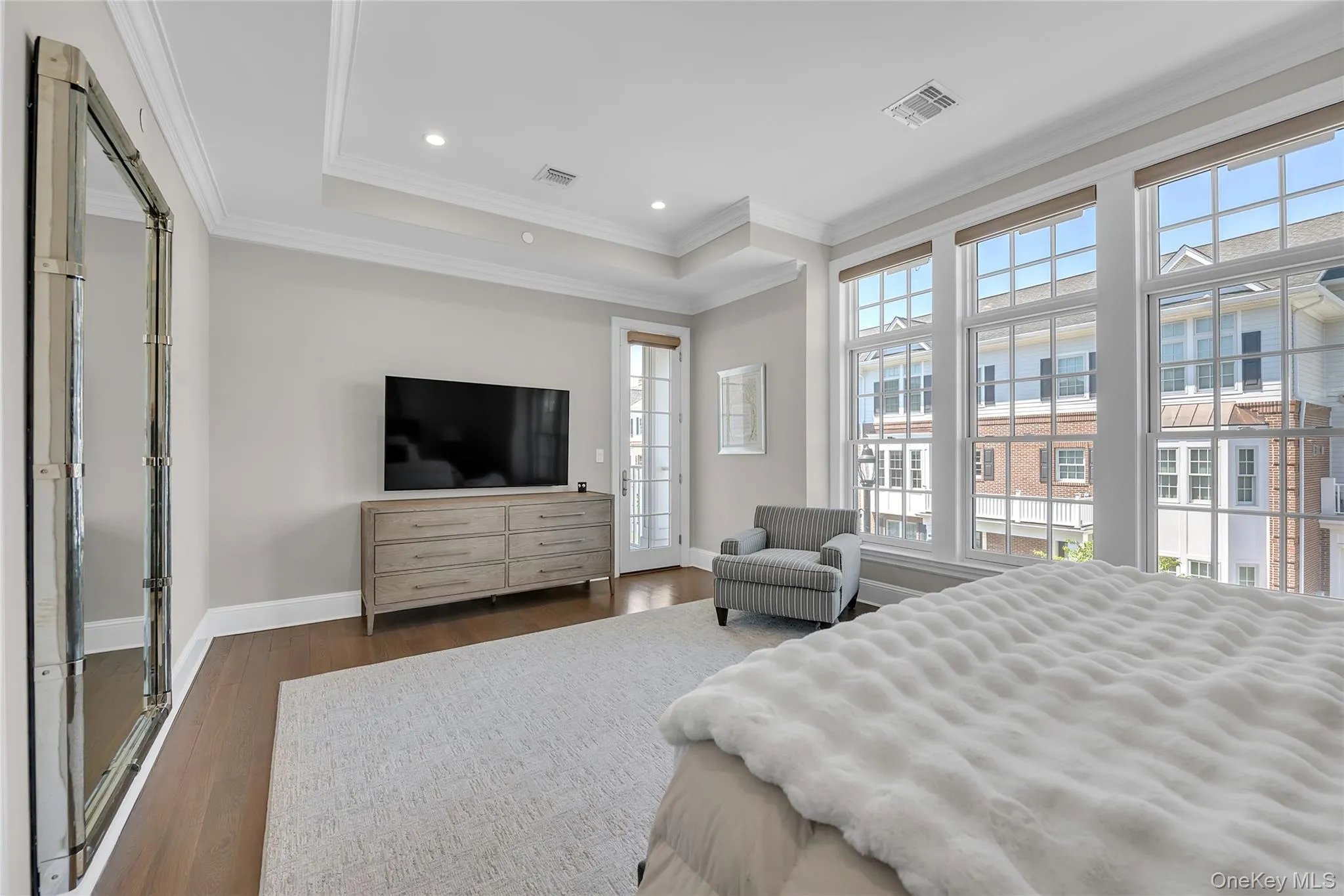 402 Grist Mill Circle, North Hempstead, NY, 4 Bedrooms Bedrooms, 8 Rooms Rooms,2 BathroomsBathrooms,Residential Lease,For Rent,Grist Mill,0,1006514 402 Grist Mill Circle, North Hempstead, NY, 4 Bedrooms Bedrooms, 8 Rooms Rooms,2 BathroomsBathrooms,Residential Lease,For Rent,Grist Mill,0,1006514