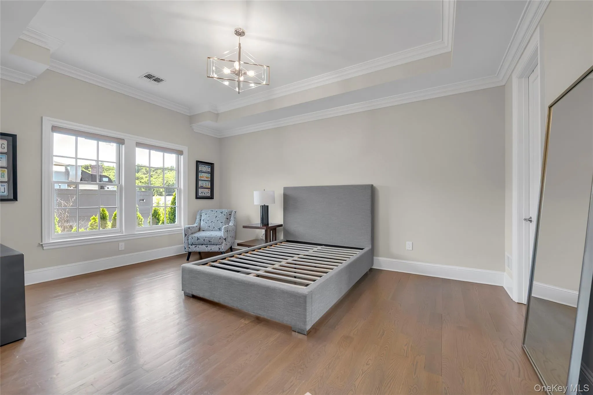 402 Grist Mill Circle, North Hempstead, NY, 4 Bedrooms Bedrooms, 8 Rooms Rooms,2 BathroomsBathrooms,Residential Lease,For Rent,Grist Mill,0,1006514 402 Grist Mill Circle, North Hempstead, NY, 4 Bedrooms Bedrooms, 8 Rooms Rooms,2 BathroomsBathrooms,Residential Lease,For Rent,Grist Mill,0,1006514