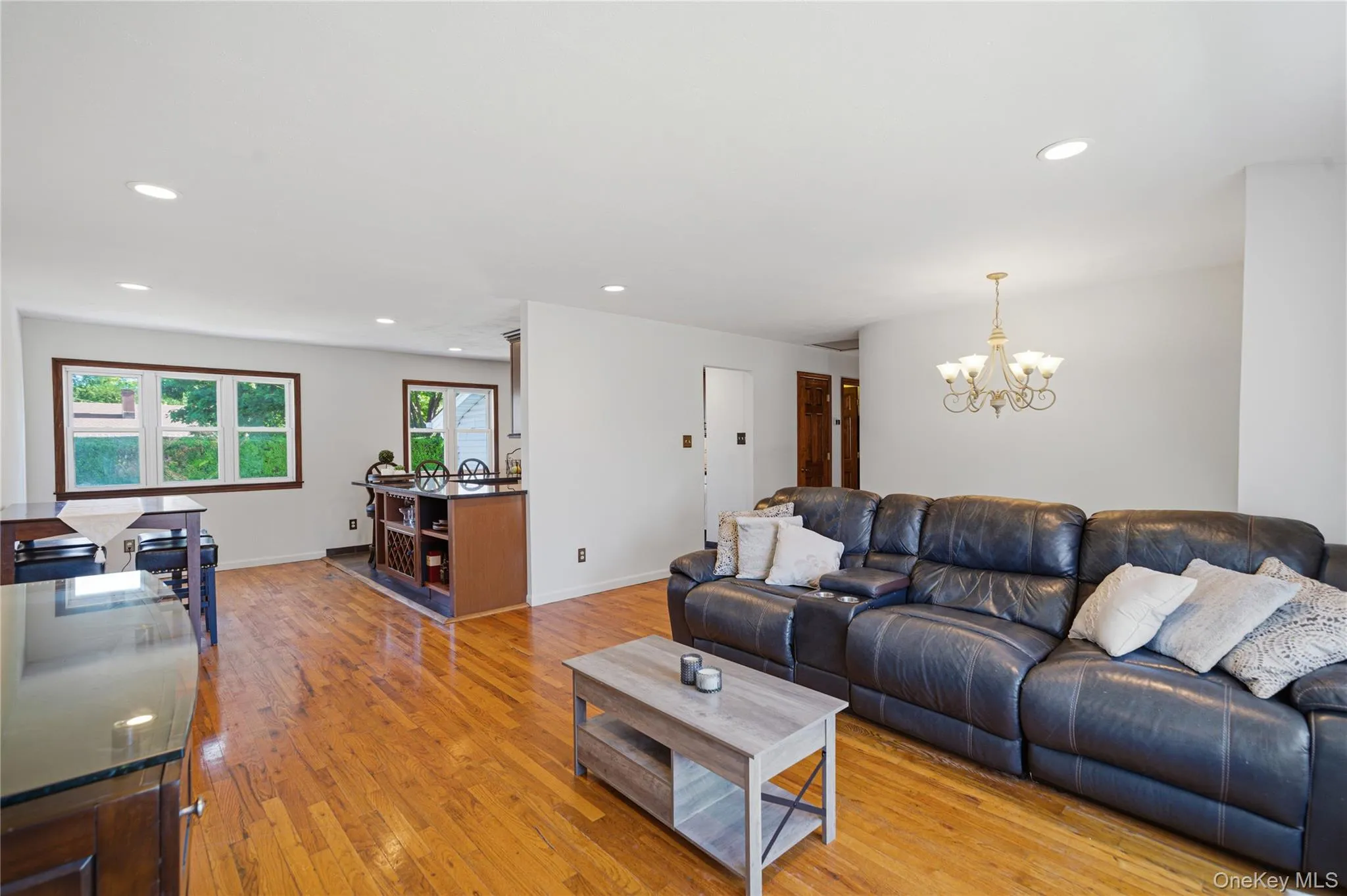 129 Sherman Street, Islip, NY, 5 Bedrooms Bedrooms, 9 Rooms Rooms,2 BathroomsBathrooms,Residential,For Rent,Sherman,0,1006516 129 Sherman Street, Islip, NY, 5 Bedrooms Bedrooms, 9 Rooms Rooms,2 BathroomsBathrooms,Residential,For Rent,Sherman,0,1006516