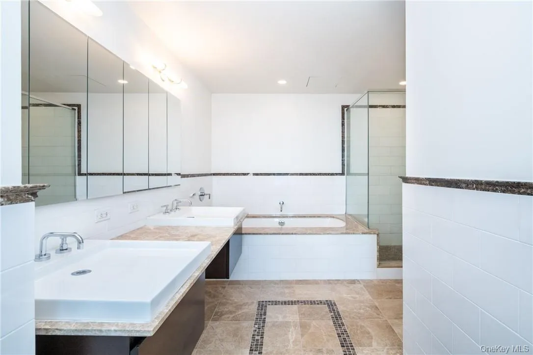 Main bedroom full bath Main bedroom full bath