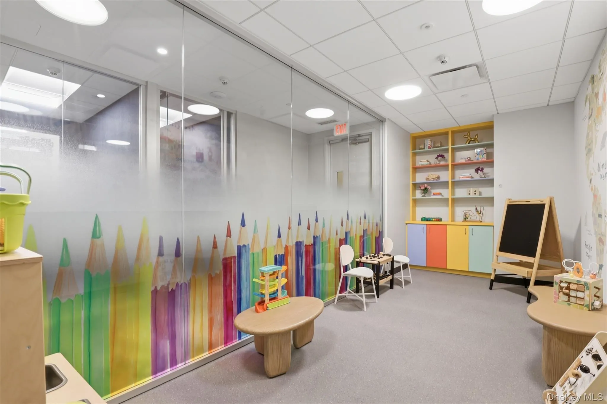 Childrens play room Childrens play room