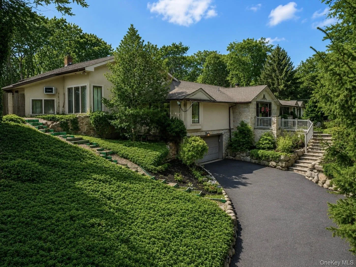 121 Laurel Lane, Oyster Bay, NY, 5 Bedrooms Bedrooms, 20 Rooms Rooms,5 BathroomsBathrooms,Residential,For Rent,Laurel,0,1006519 121 Laurel Lane, Oyster Bay, NY, 5 Bedrooms Bedrooms, 20 Rooms Rooms,5 BathroomsBathrooms,Residential,For Rent,Laurel,0,1006519