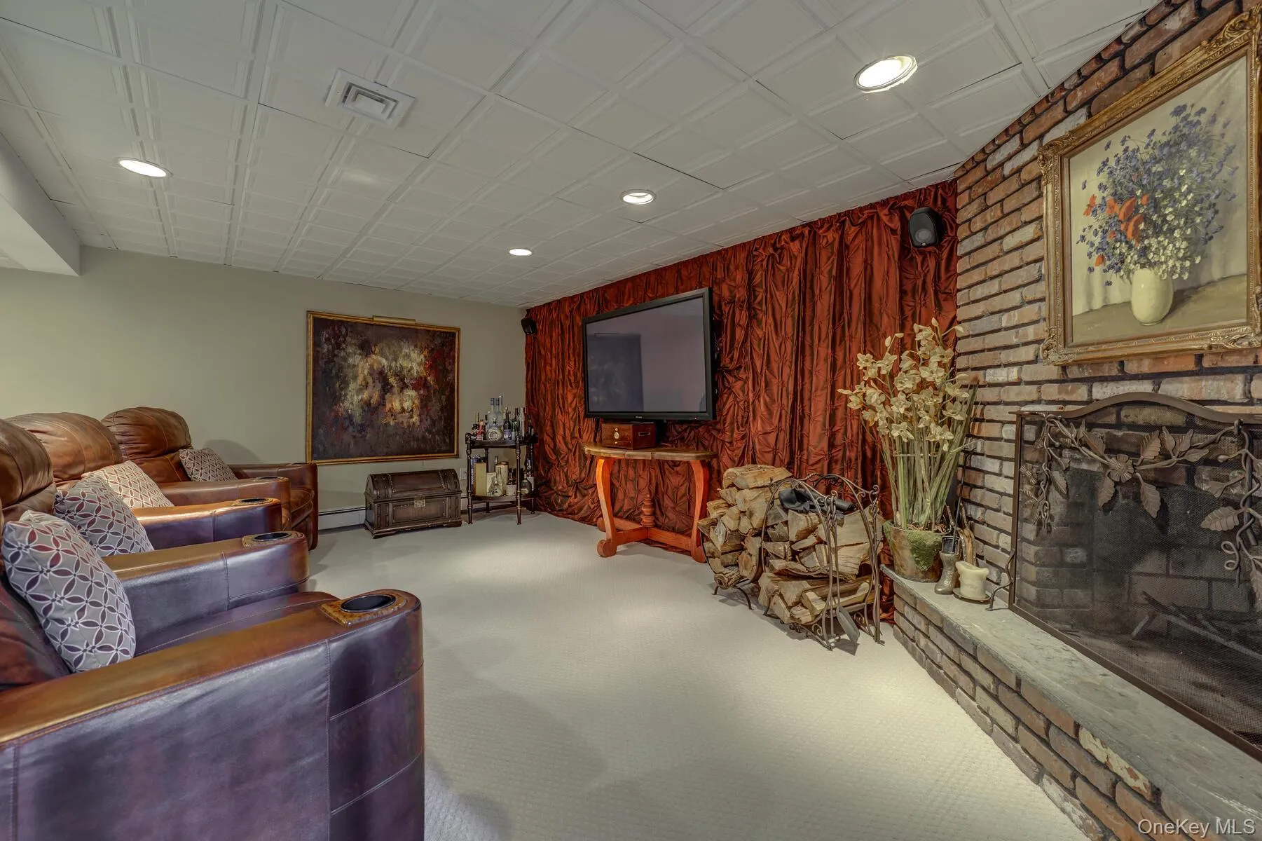 121 Laurel Lane, Oyster Bay, NY, 5 Bedrooms Bedrooms, 20 Rooms Rooms,5 BathroomsBathrooms,Residential,For Rent,Laurel,0,1006519 121 Laurel Lane, Oyster Bay, NY, 5 Bedrooms Bedrooms, 20 Rooms Rooms,5 BathroomsBathrooms,Residential,For Rent,Laurel,0,1006519