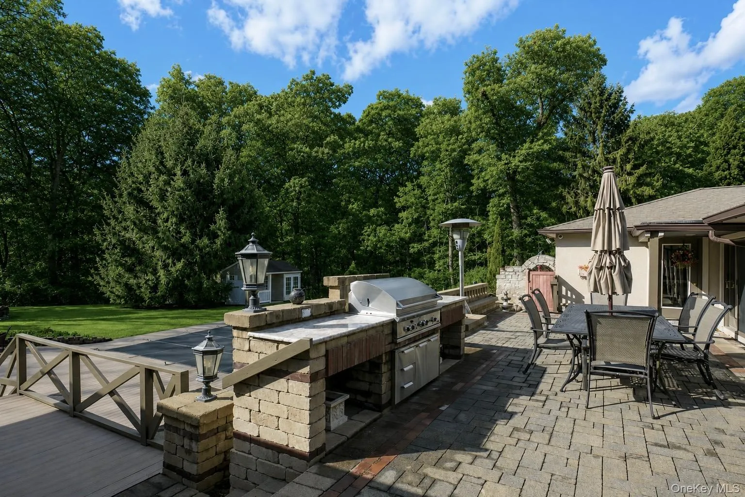 121 Laurel Lane, Oyster Bay, NY, 5 Bedrooms Bedrooms, 20 Rooms Rooms,5 BathroomsBathrooms,Residential,For Rent,Laurel,0,1006519 121 Laurel Lane, Oyster Bay, NY, 5 Bedrooms Bedrooms, 20 Rooms Rooms,5 BathroomsBathrooms,Residential,For Rent,Laurel,0,1006519