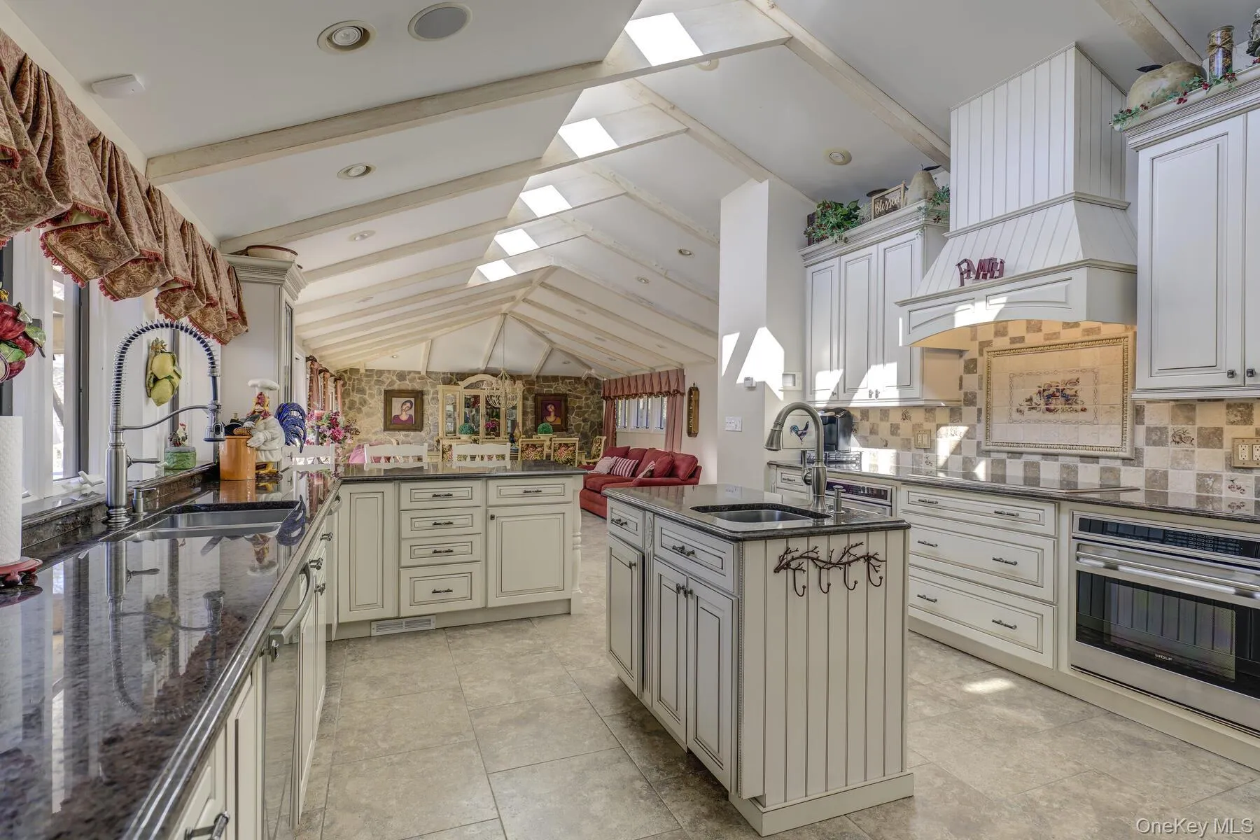 121 Laurel Lane, Oyster Bay, NY, 5 Bedrooms Bedrooms, 20 Rooms Rooms,5 BathroomsBathrooms,Residential,For Rent,Laurel,0,1006519 121 Laurel Lane, Oyster Bay, NY, 5 Bedrooms Bedrooms, 20 Rooms Rooms,5 BathroomsBathrooms,Residential,For Rent,Laurel,0,1006519