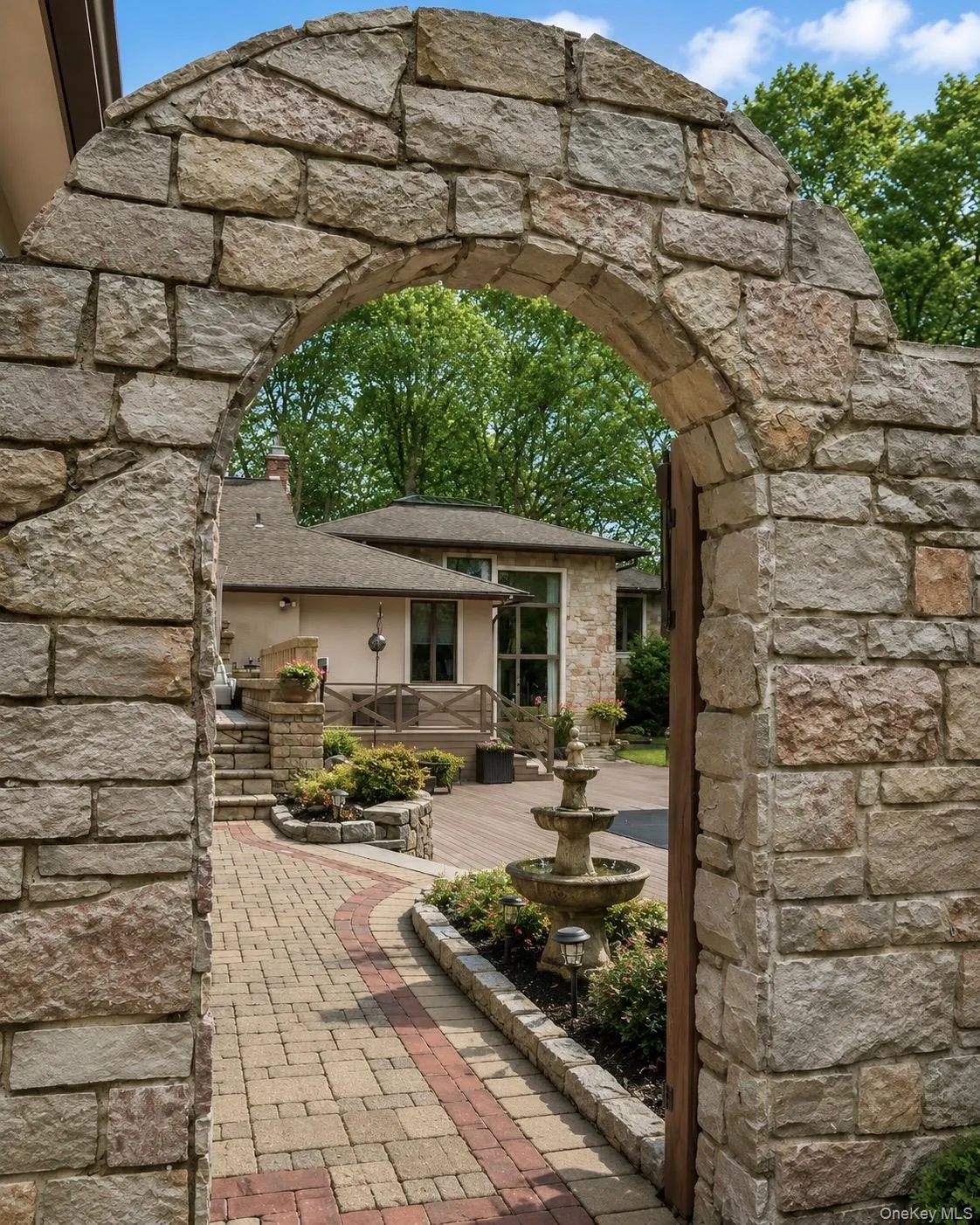 121 Laurel Lane, Oyster Bay, NY, 5 Bedrooms Bedrooms, 20 Rooms Rooms,5 BathroomsBathrooms,Residential,For Rent,Laurel,0,1006519 121 Laurel Lane, Oyster Bay, NY, 5 Bedrooms Bedrooms, 20 Rooms Rooms,5 BathroomsBathrooms,Residential,For Rent,Laurel,0,1006519
