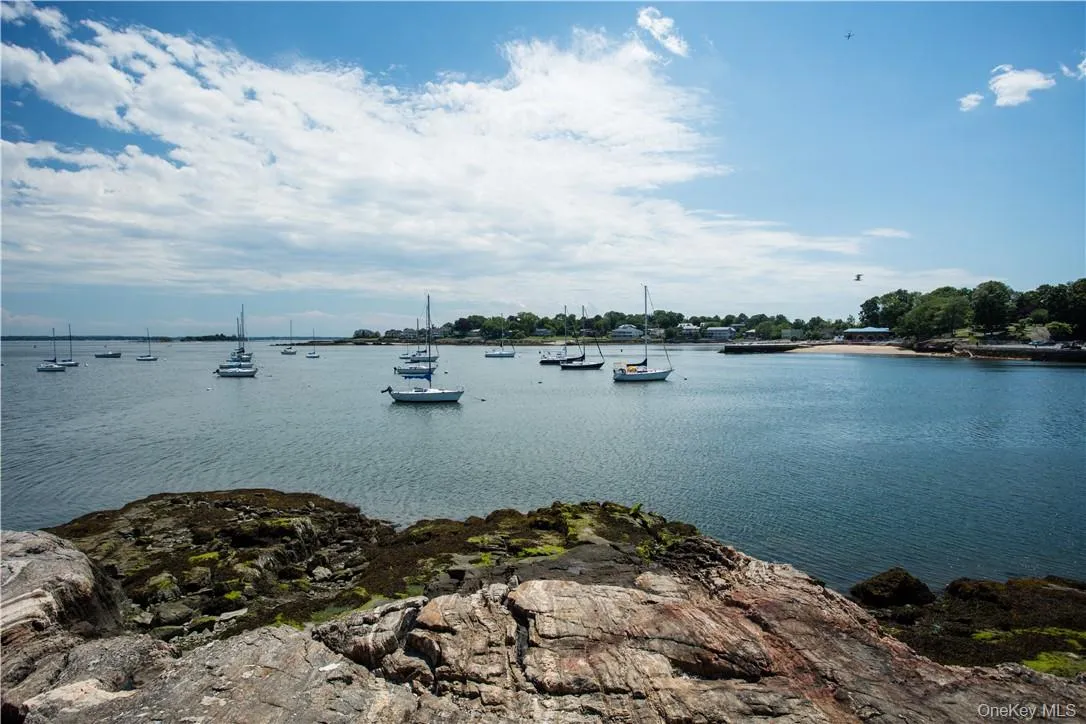 Close to Long Island Sound Close to Long Island Sound
