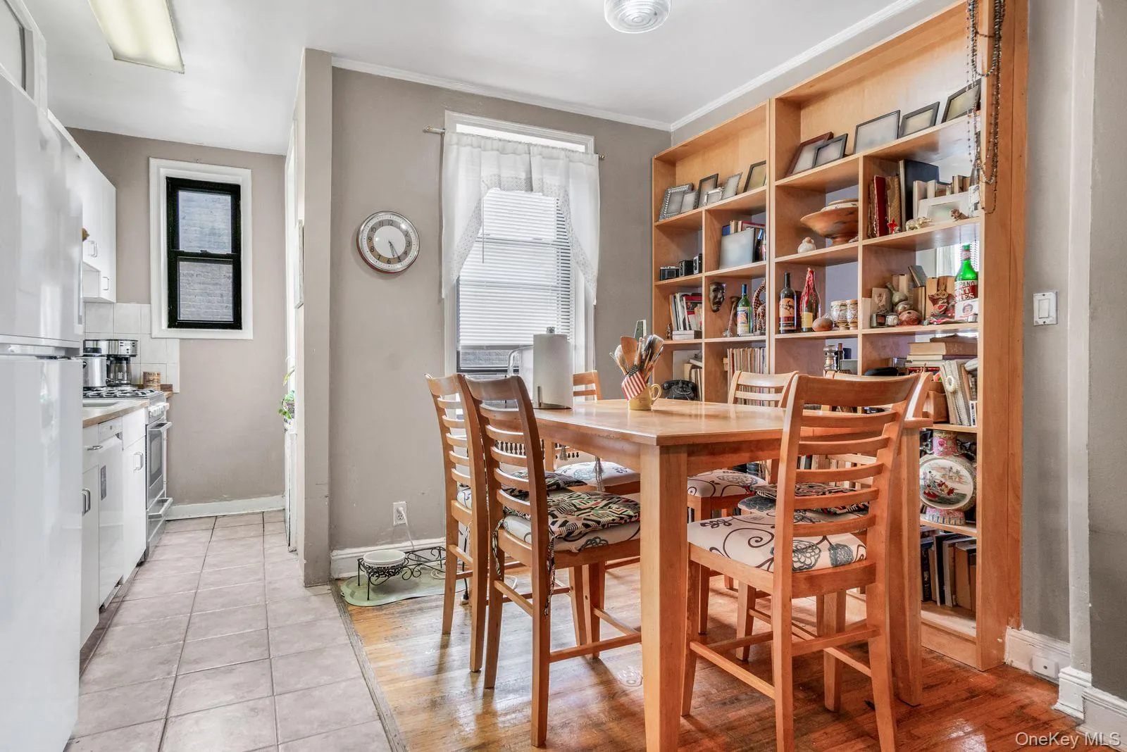 41-12 41st ST 41st Street, New York, NY, 2 Rooms Rooms,1 BathroomBathrooms,Residential,For Rent,41st Street,0,1006522 41-12 41st ST 41st Street, New York, NY, 2 Rooms Rooms,1 BathroomBathrooms,Residential,For Rent,41st Street,0,1006522