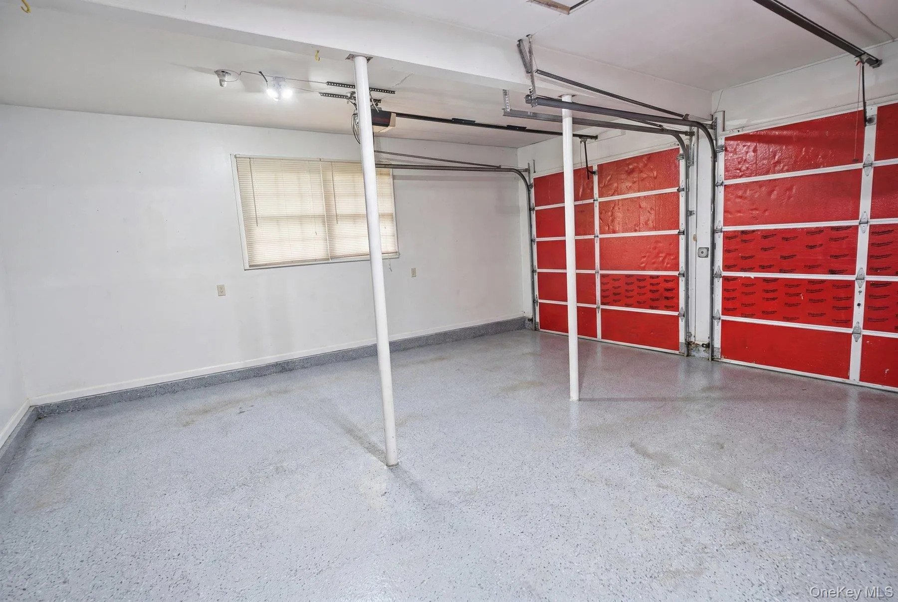 2 Car Garage 2 Car Garage