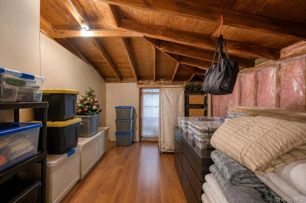 3 Sugar Pine Circle, Brookhaven, NY, 5 Bedrooms Bedrooms, 10 Rooms Rooms,2 BathroomsBathrooms,Residential,For Rent,Sugar Pine,0,1006525 3 Sugar Pine Circle, Brookhaven, NY, 5 Bedrooms Bedrooms, 10 Rooms Rooms,2 BathroomsBathrooms,Residential,For Rent,Sugar Pine,0,1006525