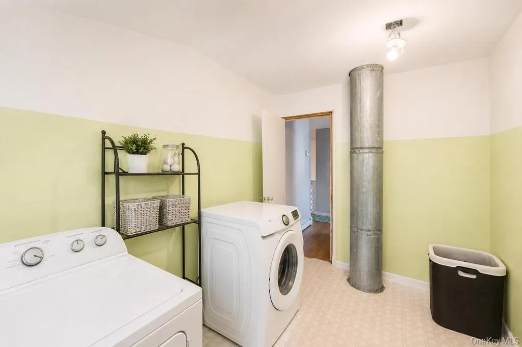 3 Sugar Pine Circle, Brookhaven, NY, 5 Bedrooms Bedrooms, 10 Rooms Rooms,2 BathroomsBathrooms,Residential,For Rent,Sugar Pine,0,1006525 3 Sugar Pine Circle, Brookhaven, NY, 5 Bedrooms Bedrooms, 10 Rooms Rooms,2 BathroomsBathrooms,Residential,For Rent,Sugar Pine,0,1006525