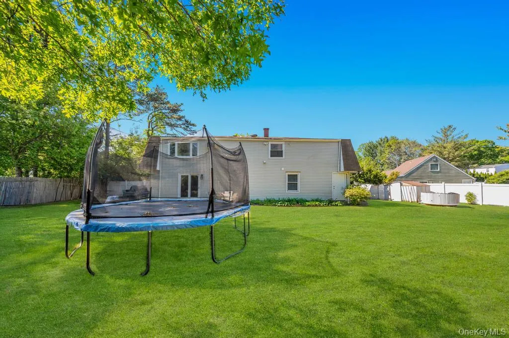 3 Sugar Pine Circle, Brookhaven, NY, 5 Bedrooms Bedrooms, 10 Rooms Rooms,2 BathroomsBathrooms,Residential,For Rent,Sugar Pine,0,1006525 3 Sugar Pine Circle, Brookhaven, NY, 5 Bedrooms Bedrooms, 10 Rooms Rooms,2 BathroomsBathrooms,Residential,For Rent,Sugar Pine,0,1006525