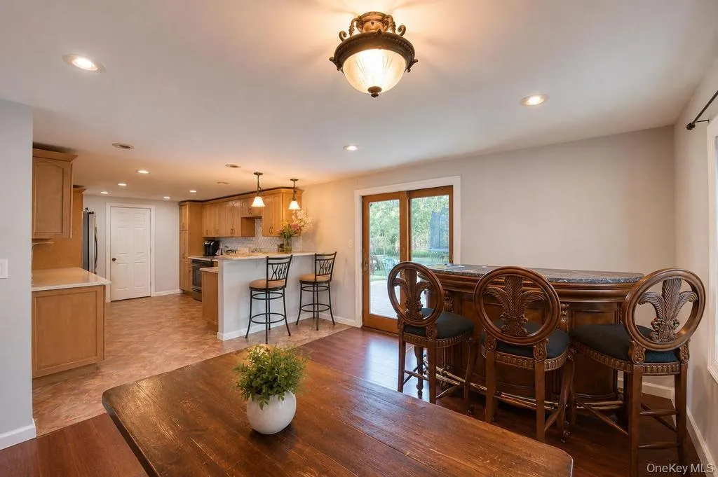 3 Sugar Pine Circle, Brookhaven, NY, 5 Bedrooms Bedrooms, 10 Rooms Rooms,2 BathroomsBathrooms,Residential,For Rent,Sugar Pine,0,1006525 3 Sugar Pine Circle, Brookhaven, NY, 5 Bedrooms Bedrooms, 10 Rooms Rooms,2 BathroomsBathrooms,Residential,For Rent,Sugar Pine,0,1006525