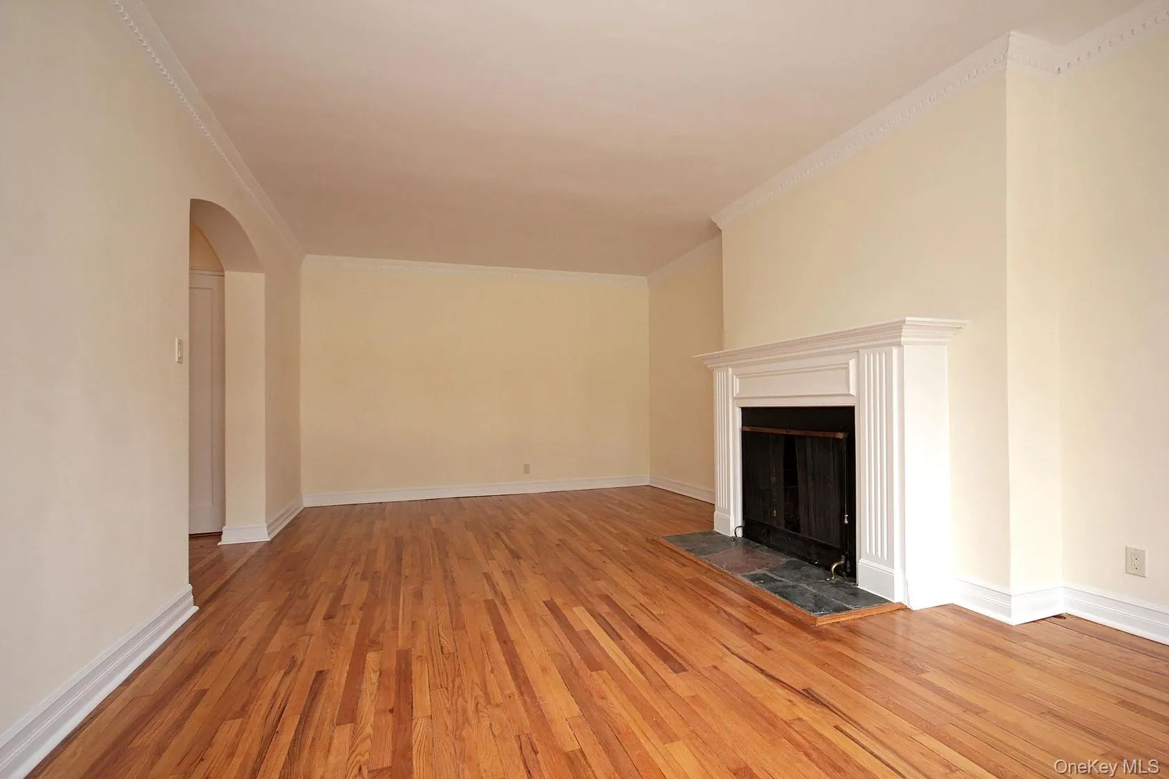 160 Middle Neck Road, North Hempstead, NY, 1 Bedroom Bedrooms, 4 Rooms Rooms,1 BathroomBathrooms,Residential Lease,For Rent,Middle Neck,0,1006528 160 Middle Neck Road, North Hempstead, NY, 1 Bedroom Bedrooms, 4 Rooms Rooms,1 BathroomBathrooms,Residential Lease,For Rent,Middle Neck,0,1006528