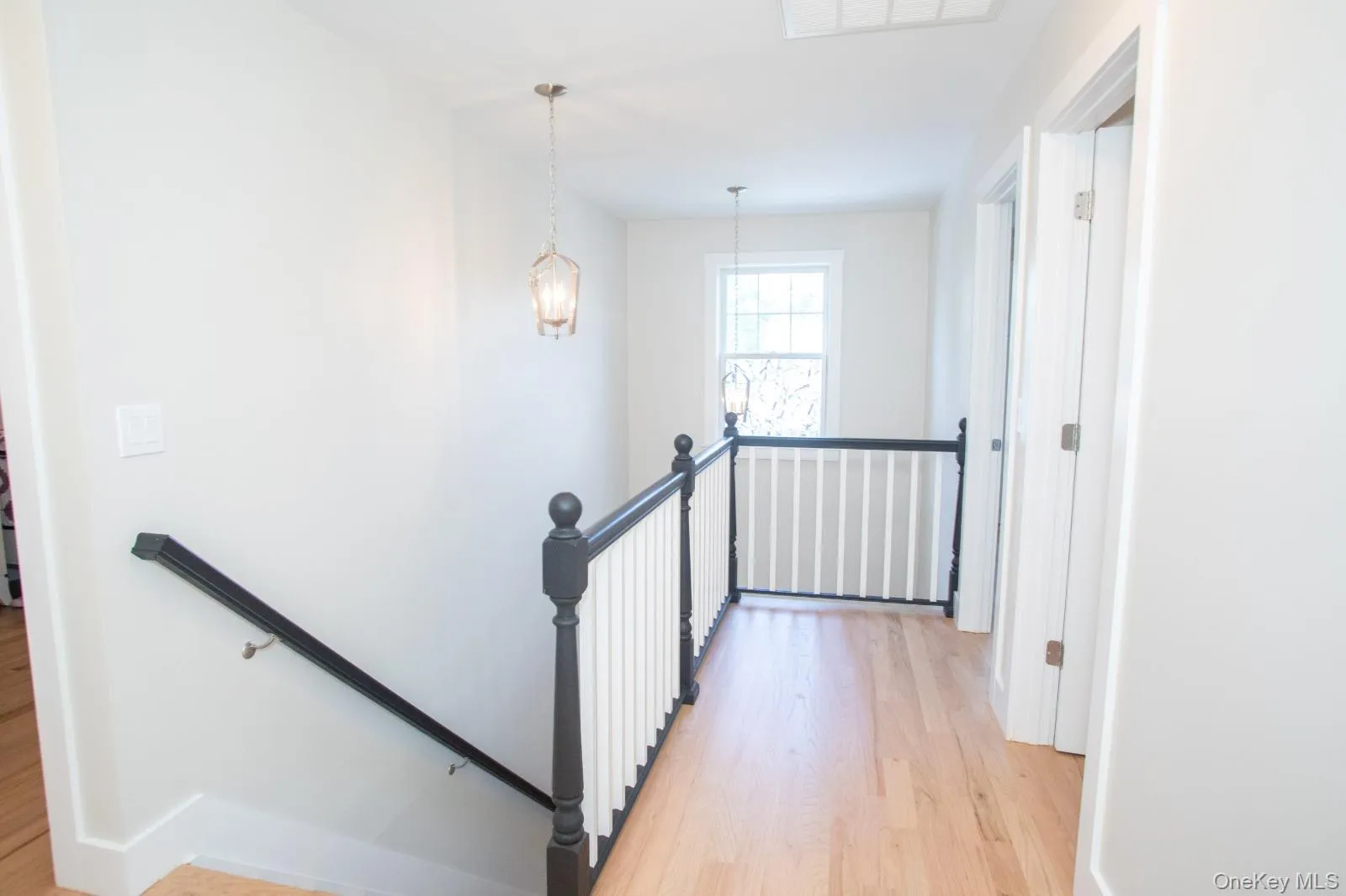 9 Okane Street, Islip, NY, 6 Bedrooms Bedrooms, 11 Rooms Rooms,3 BathroomsBathrooms,Residential,For Rent,Okane,0,1006532 9 Okane Street, Islip, NY, 6 Bedrooms Bedrooms, 11 Rooms Rooms,3 BathroomsBathrooms,Residential,For Rent,Okane,0,1006532