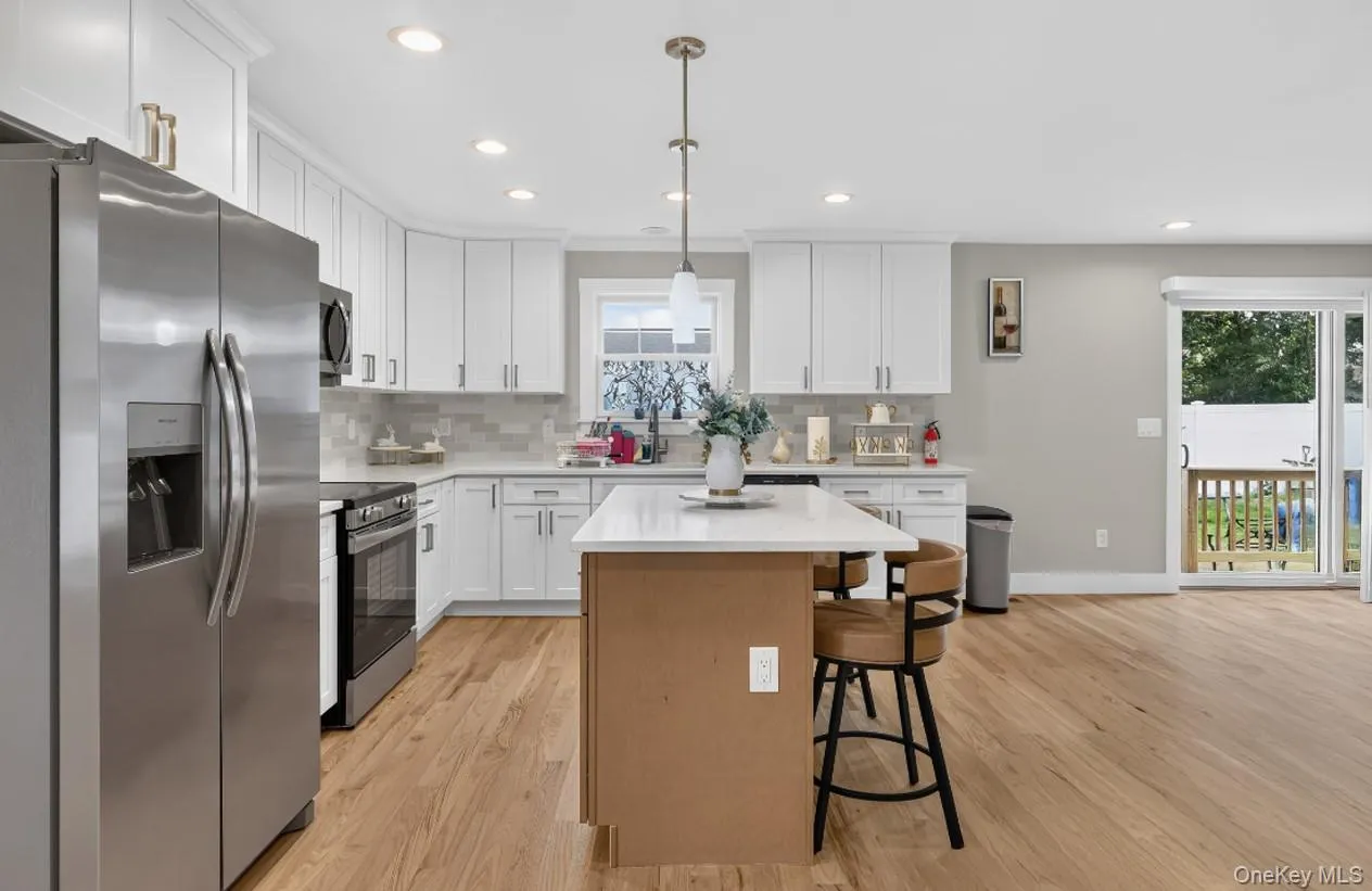 9 Okane Street, Islip, NY, 6 Bedrooms Bedrooms, 11 Rooms Rooms,3 BathroomsBathrooms,Residential,For Rent,Okane,0,1006532 9 Okane Street, Islip, NY, 6 Bedrooms Bedrooms, 11 Rooms Rooms,3 BathroomsBathrooms,Residential,For Rent,Okane,0,1006532