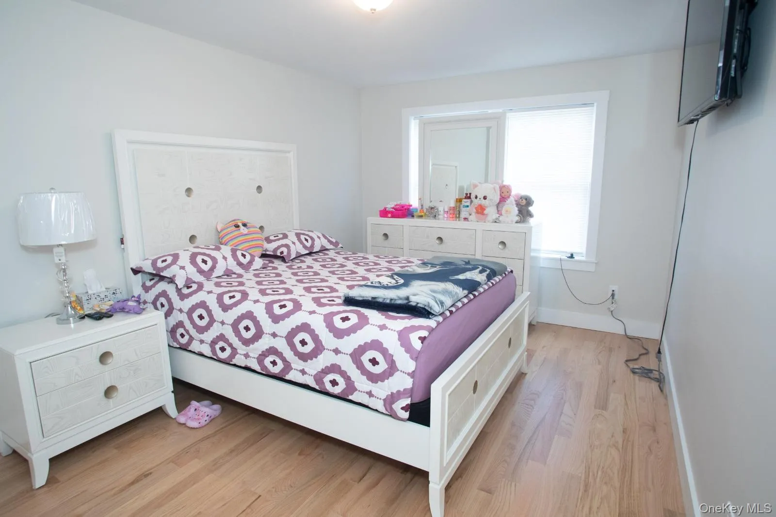 9 Okane Street, Islip, NY, 6 Bedrooms Bedrooms, 11 Rooms Rooms,3 BathroomsBathrooms,Residential,For Rent,Okane,0,1006532 9 Okane Street, Islip, NY, 6 Bedrooms Bedrooms, 11 Rooms Rooms,3 BathroomsBathrooms,Residential,For Rent,Okane,0,1006532