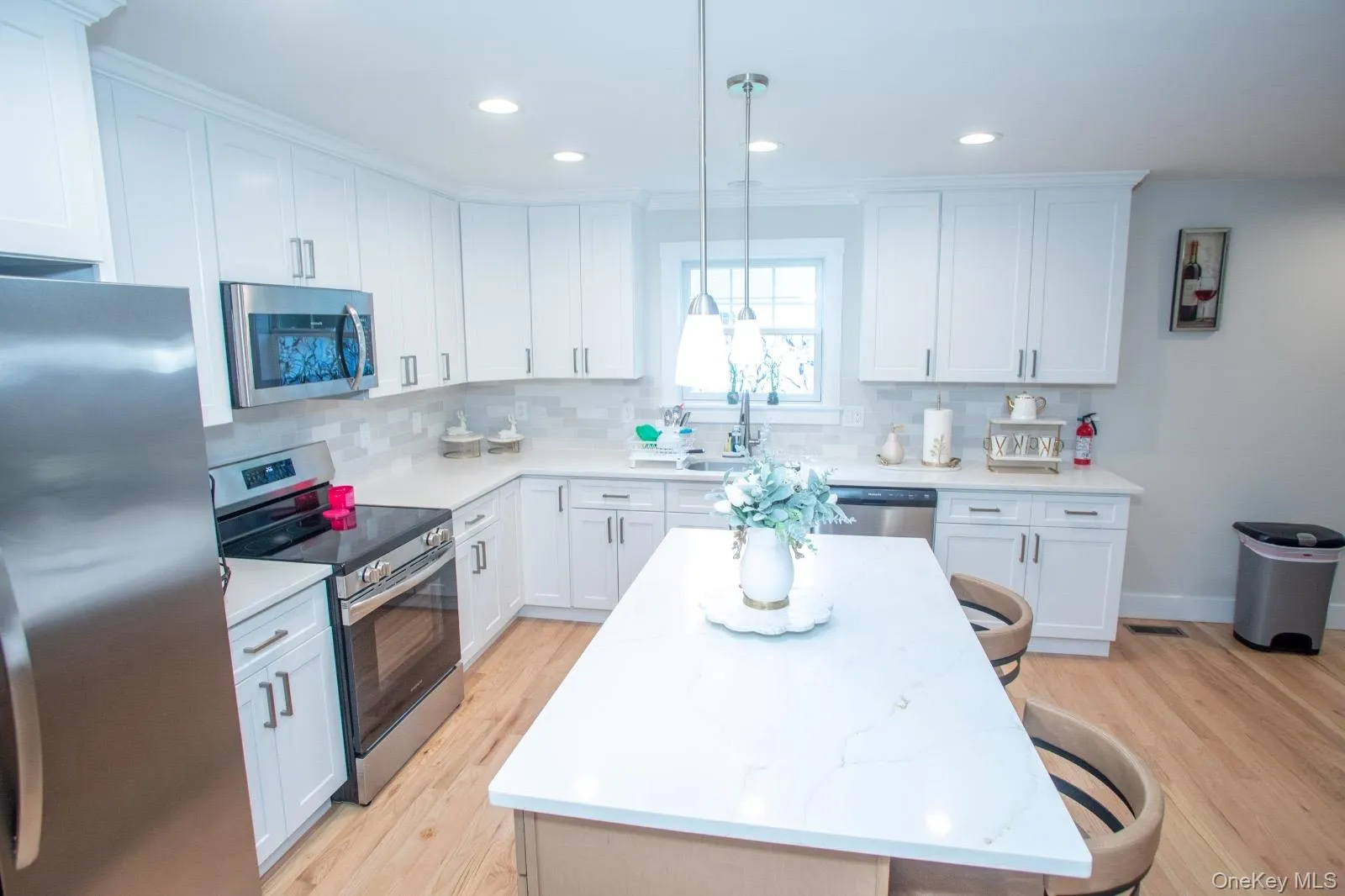 9 Okane Street, Islip, NY, 6 Bedrooms Bedrooms, 11 Rooms Rooms,3 BathroomsBathrooms,Residential,For Rent,Okane,0,1006532 9 Okane Street, Islip, NY, 6 Bedrooms Bedrooms, 11 Rooms Rooms,3 BathroomsBathrooms,Residential,For Rent,Okane,0,1006532