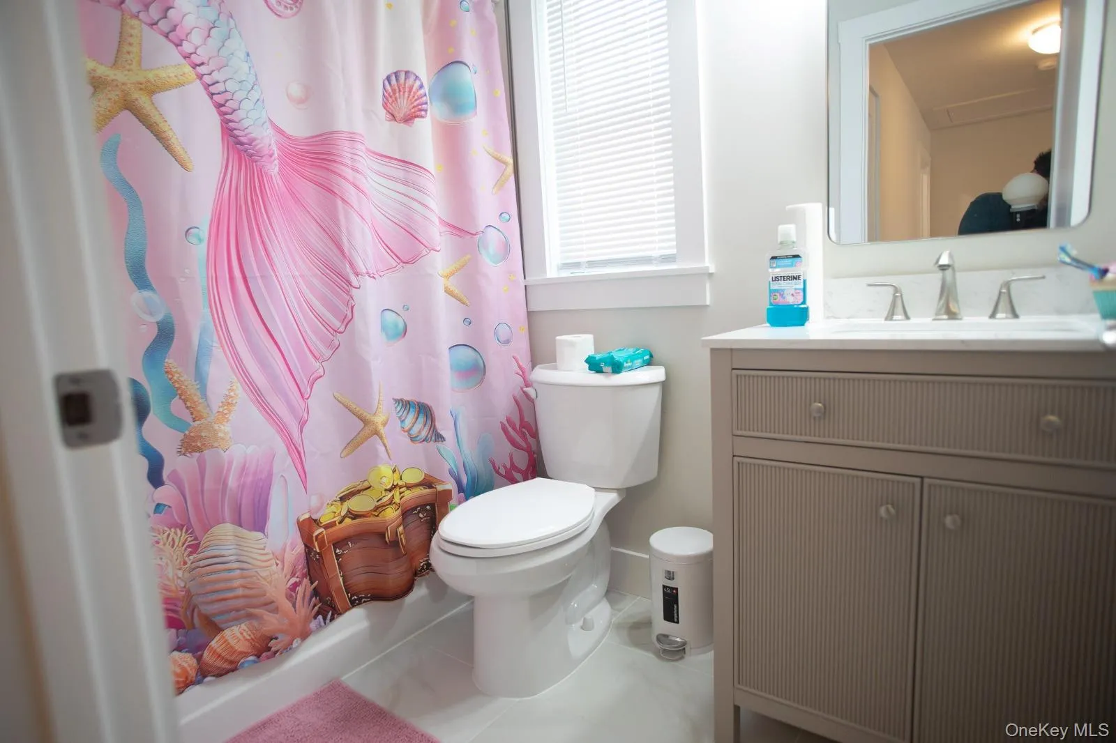 9 Okane Street, Islip, NY, 6 Bedrooms Bedrooms, 11 Rooms Rooms,3 BathroomsBathrooms,Residential,For Rent,Okane,0,1006532 9 Okane Street, Islip, NY, 6 Bedrooms Bedrooms, 11 Rooms Rooms,3 BathroomsBathrooms,Residential,For Rent,Okane,0,1006532