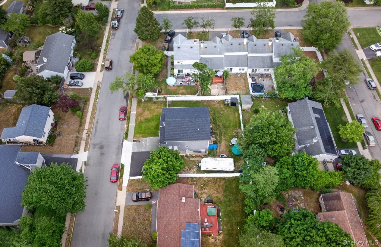 9 Okane Street, Islip, NY, 6 Bedrooms Bedrooms, 11 Rooms Rooms,3 BathroomsBathrooms,Residential,For Rent,Okane,0,1006532 9 Okane Street, Islip, NY, 6 Bedrooms Bedrooms, 11 Rooms Rooms,3 BathroomsBathrooms,Residential,For Rent,Okane,0,1006532