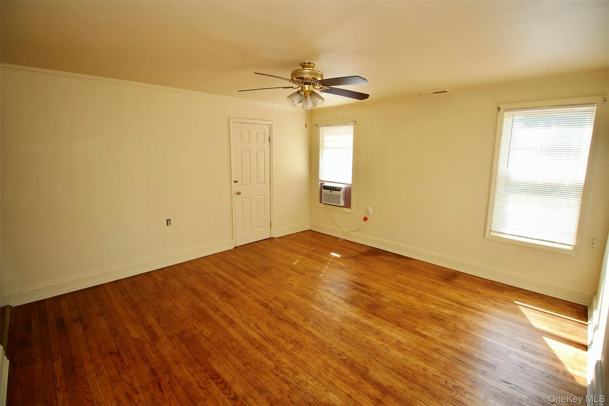 160 Orange Turnpike, Ramapo, NY, 2 Bedrooms Bedrooms, 4 Rooms Rooms,1 BathroomBathrooms,Residential Lease,For Rent,Orange,0,1006533 160 Orange Turnpike, Ramapo, NY, 2 Bedrooms Bedrooms, 4 Rooms Rooms,1 BathroomBathrooms,Residential Lease,For Rent,Orange,0,1006533