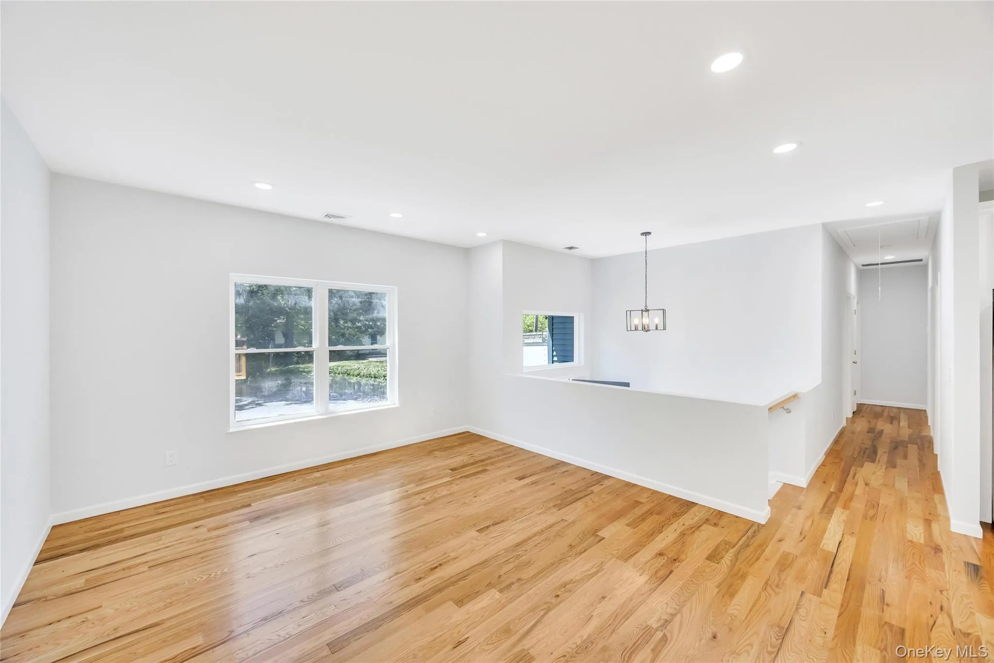29 Dana Avenue, Brookhaven, NY, 3 Bedrooms Bedrooms, 9 Rooms Rooms,2 BathroomsBathrooms,Residential,For Rent,Dana,0,1006534 29 Dana Avenue, Brookhaven, NY, 3 Bedrooms Bedrooms, 9 Rooms Rooms,2 BathroomsBathrooms,Residential,For Rent,Dana,0,1006534