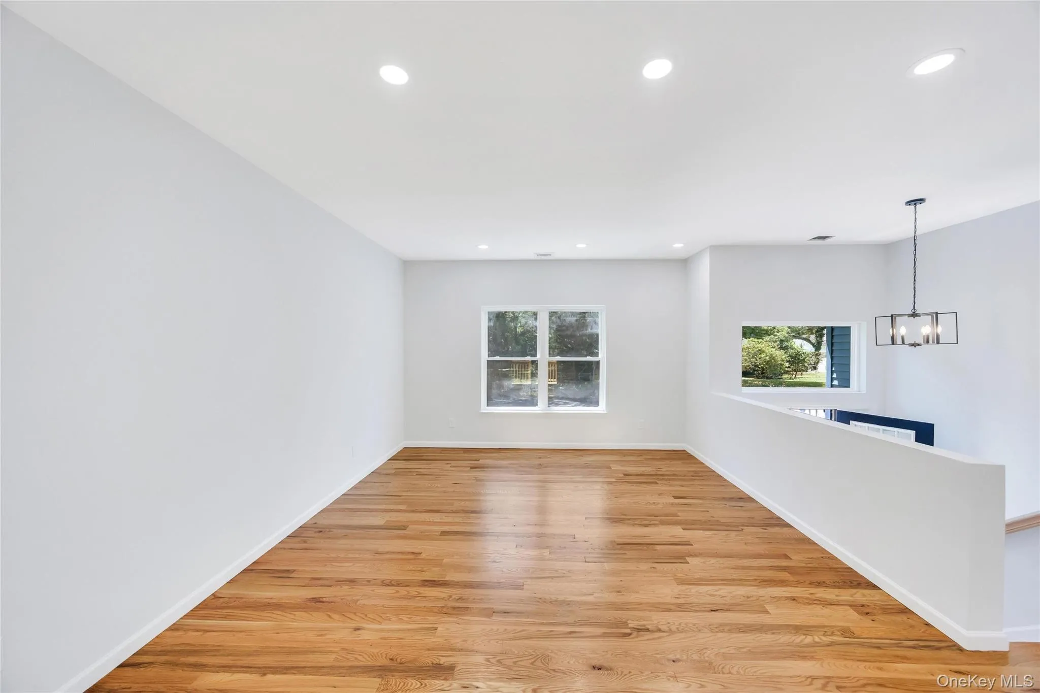 29 Dana Avenue, Brookhaven, NY, 3 Bedrooms Bedrooms, 9 Rooms Rooms,2 BathroomsBathrooms,Residential,For Rent,Dana,0,1006534 29 Dana Avenue, Brookhaven, NY, 3 Bedrooms Bedrooms, 9 Rooms Rooms,2 BathroomsBathrooms,Residential,For Rent,Dana,0,1006534