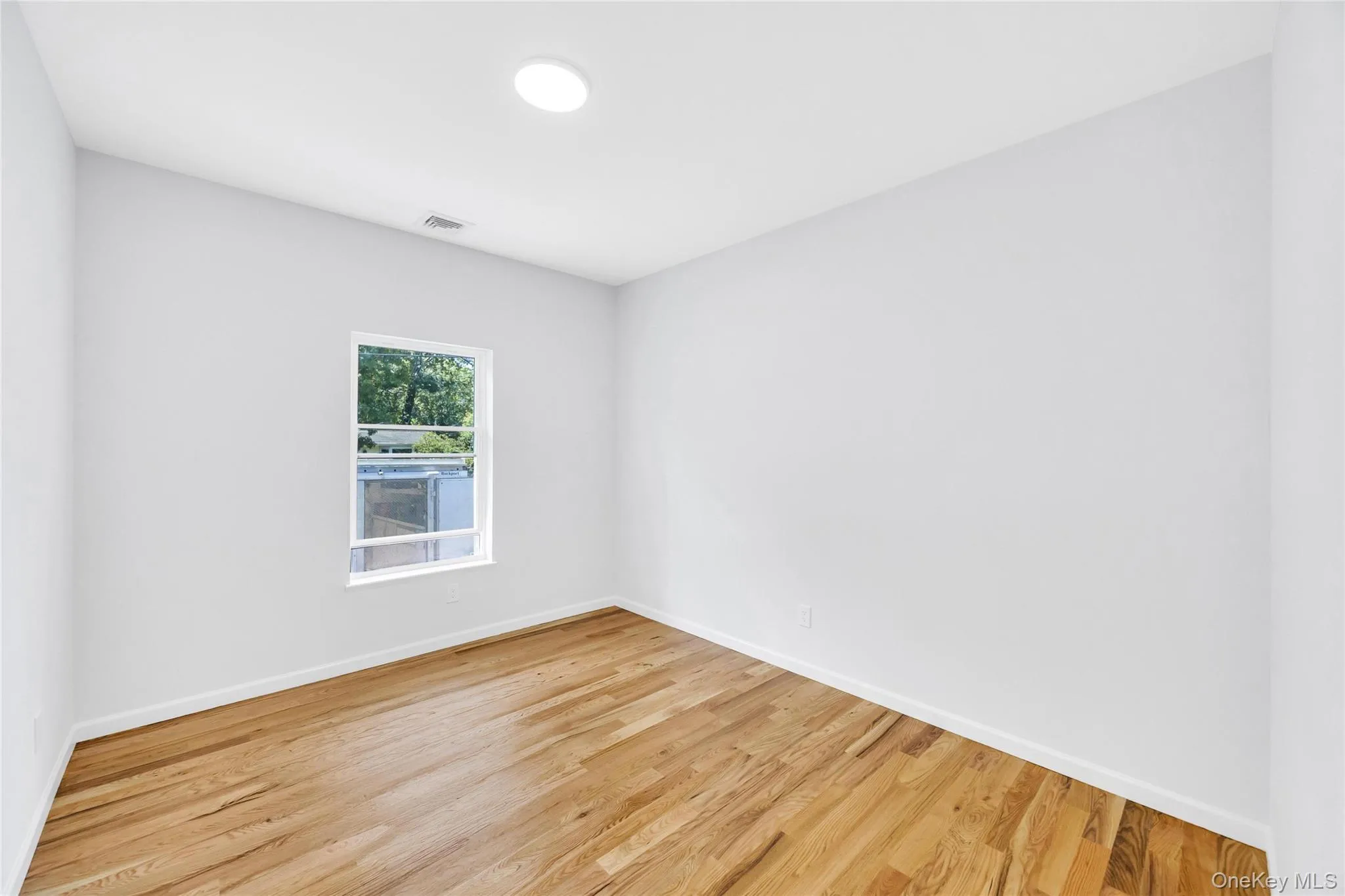 29 Dana Avenue, Brookhaven, NY, 3 Bedrooms Bedrooms, 9 Rooms Rooms,2 BathroomsBathrooms,Residential,For Rent,Dana,0,1006534 29 Dana Avenue, Brookhaven, NY, 3 Bedrooms Bedrooms, 9 Rooms Rooms,2 BathroomsBathrooms,Residential,For Rent,Dana,0,1006534