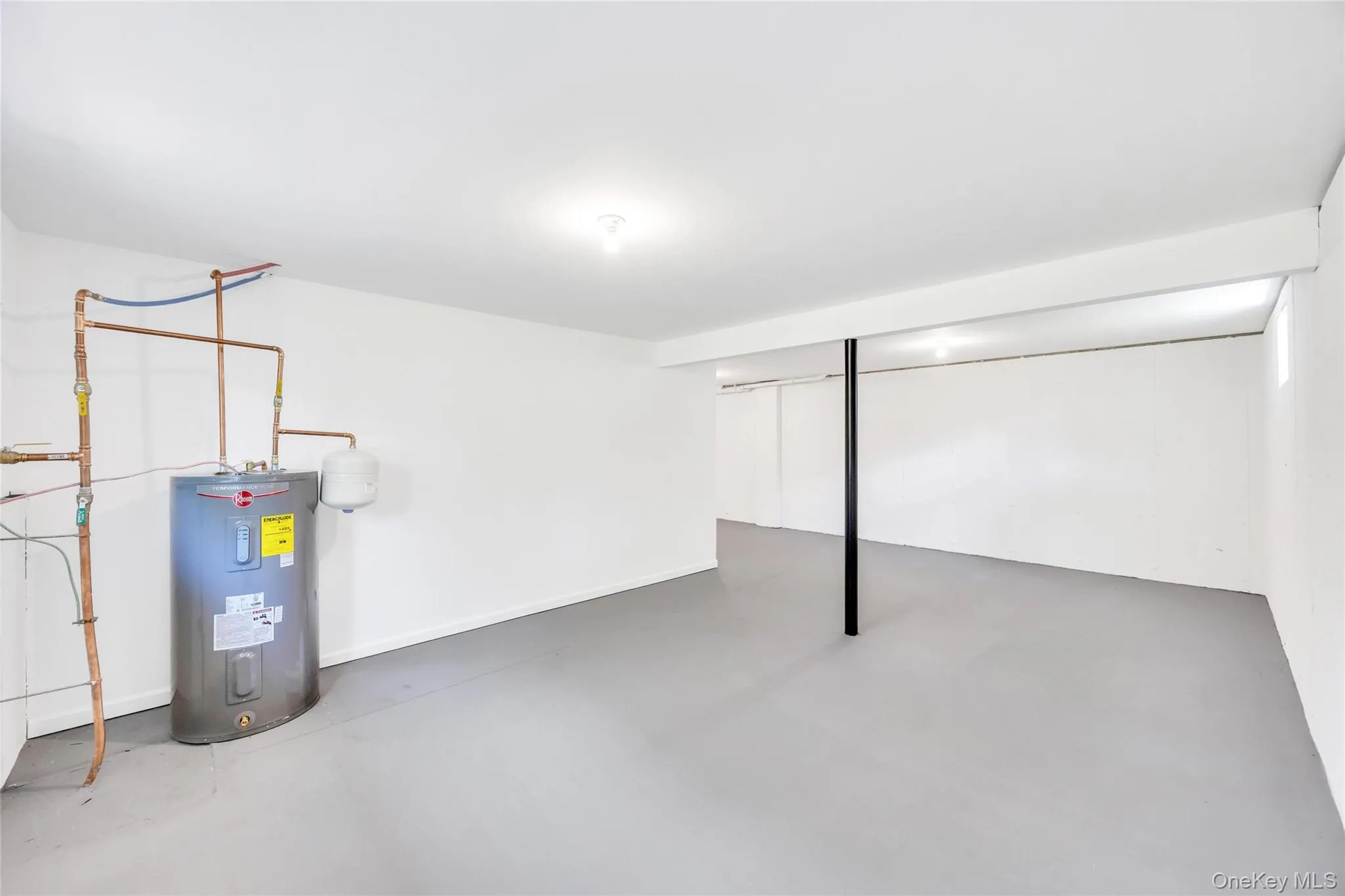 29 Dana Avenue, Brookhaven, NY, 3 Bedrooms Bedrooms, 9 Rooms Rooms,2 BathroomsBathrooms,Residential,For Rent,Dana,0,1006534 29 Dana Avenue, Brookhaven, NY, 3 Bedrooms Bedrooms, 9 Rooms Rooms,2 BathroomsBathrooms,Residential,For Rent,Dana,0,1006534