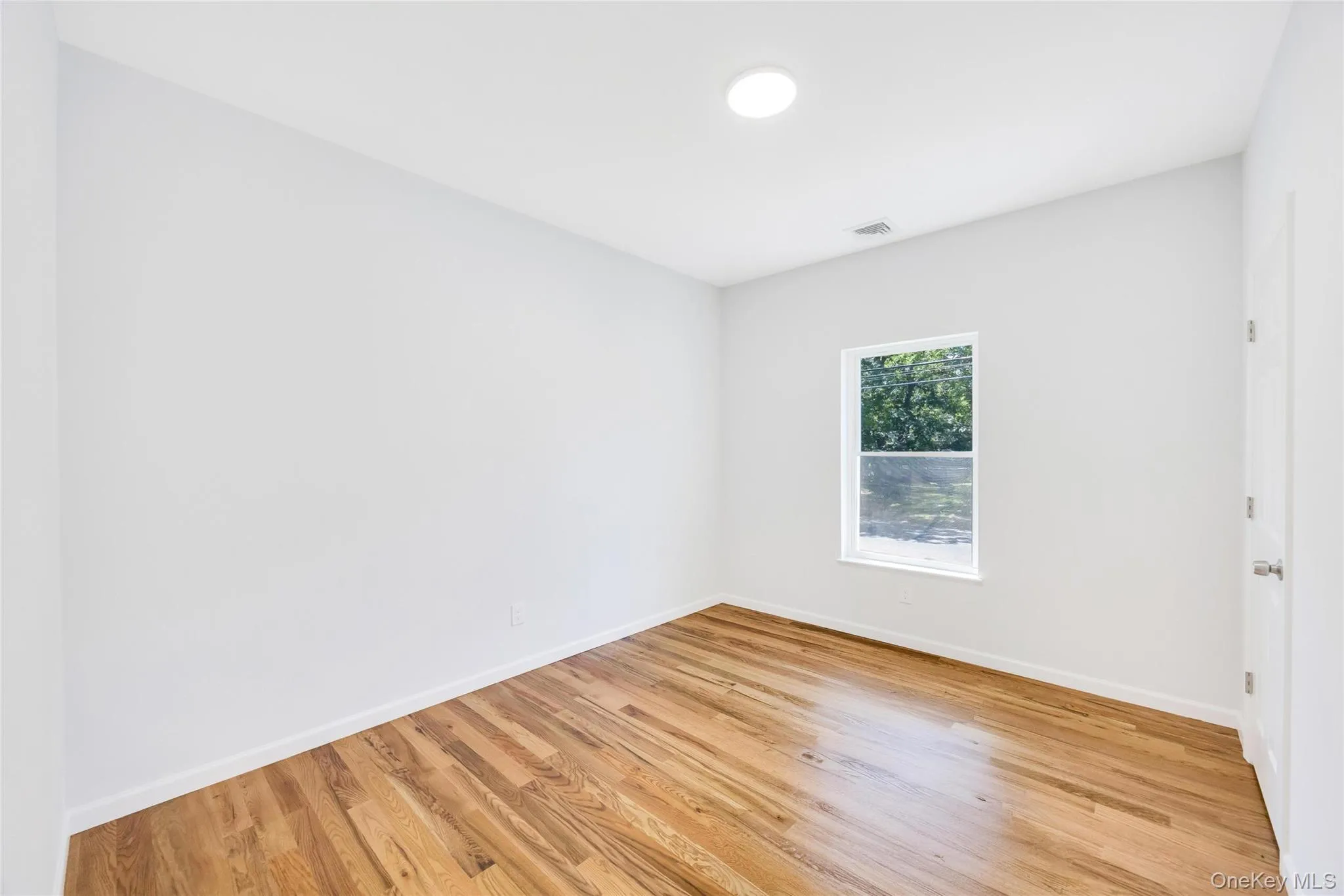 29 Dana Avenue, Brookhaven, NY, 3 Bedrooms Bedrooms, 9 Rooms Rooms,2 BathroomsBathrooms,Residential,For Rent,Dana,0,1006534 29 Dana Avenue, Brookhaven, NY, 3 Bedrooms Bedrooms, 9 Rooms Rooms,2 BathroomsBathrooms,Residential,For Rent,Dana,0,1006534