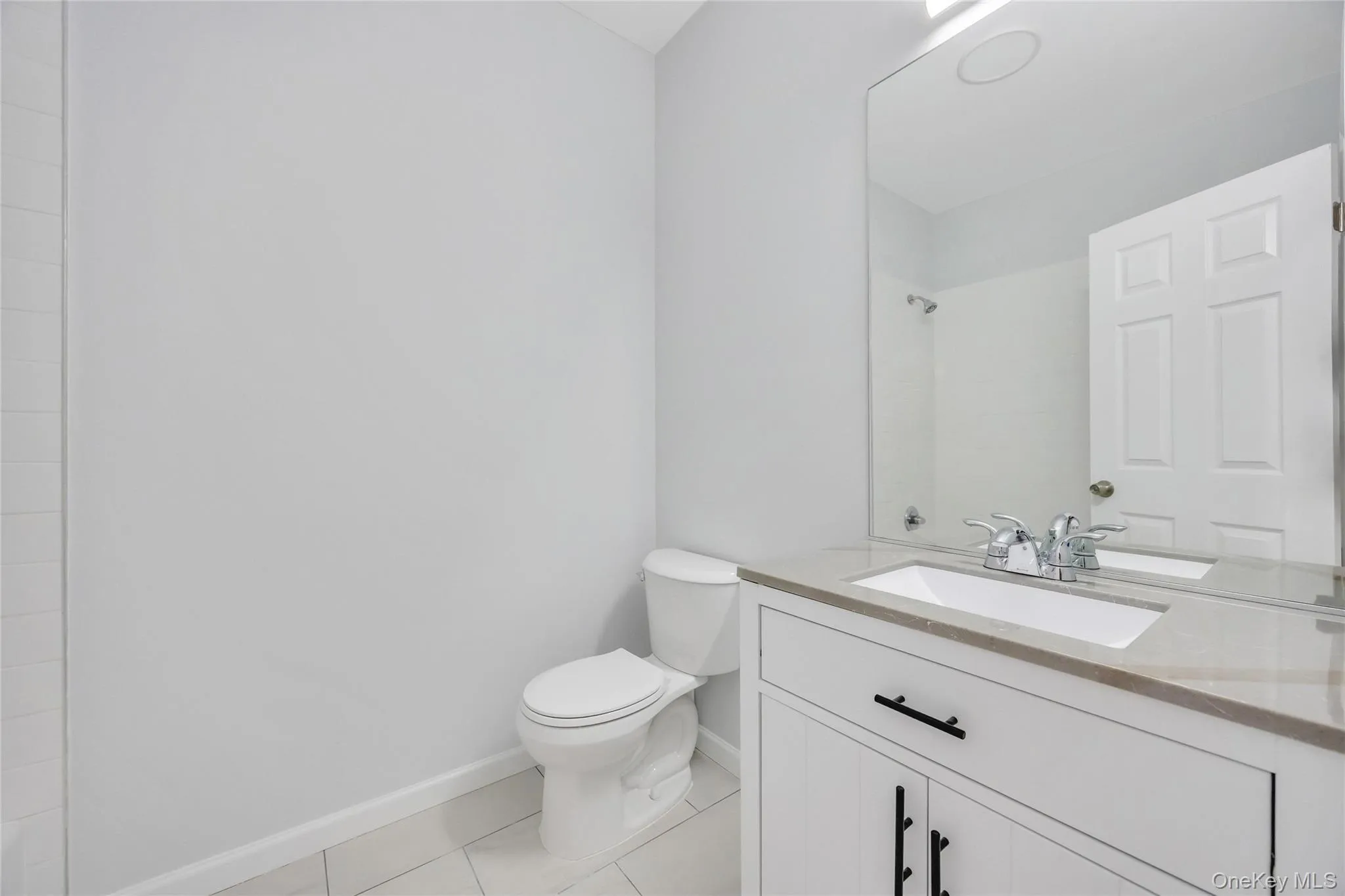 29 Dana Avenue, Brookhaven, NY, 3 Bedrooms Bedrooms, 9 Rooms Rooms,2 BathroomsBathrooms,Residential,For Rent,Dana,0,1006534 29 Dana Avenue, Brookhaven, NY, 3 Bedrooms Bedrooms, 9 Rooms Rooms,2 BathroomsBathrooms,Residential,For Rent,Dana,0,1006534