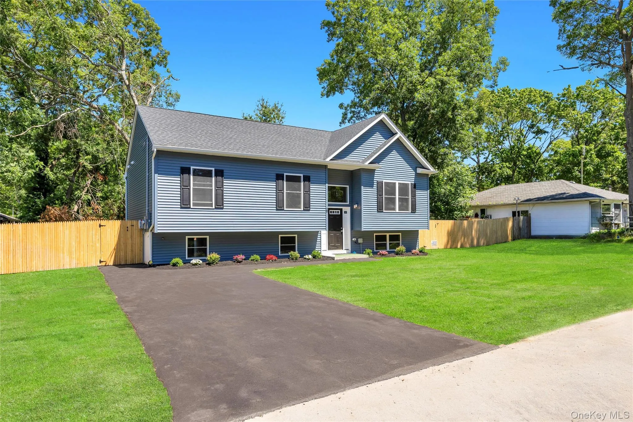 29 Dana Avenue, Brookhaven, NY, 3 Bedrooms Bedrooms, 9 Rooms Rooms,2 BathroomsBathrooms,Residential,For Rent,Dana,0,1006534 29 Dana Avenue, Brookhaven, NY, 3 Bedrooms Bedrooms, 9 Rooms Rooms,2 BathroomsBathrooms,Residential,For Rent,Dana,0,1006534