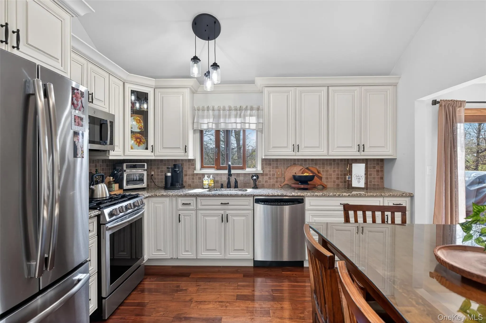 3 Arlington Drive, Monroe, NY, 4 Bedrooms Bedrooms, 9 Rooms Rooms,2 BathroomsBathrooms,Residential,For Rent,Arlington,0,1006537 3 Arlington Drive, Monroe, NY, 4 Bedrooms Bedrooms, 9 Rooms Rooms,2 BathroomsBathrooms,Residential,For Rent,Arlington,0,1006537