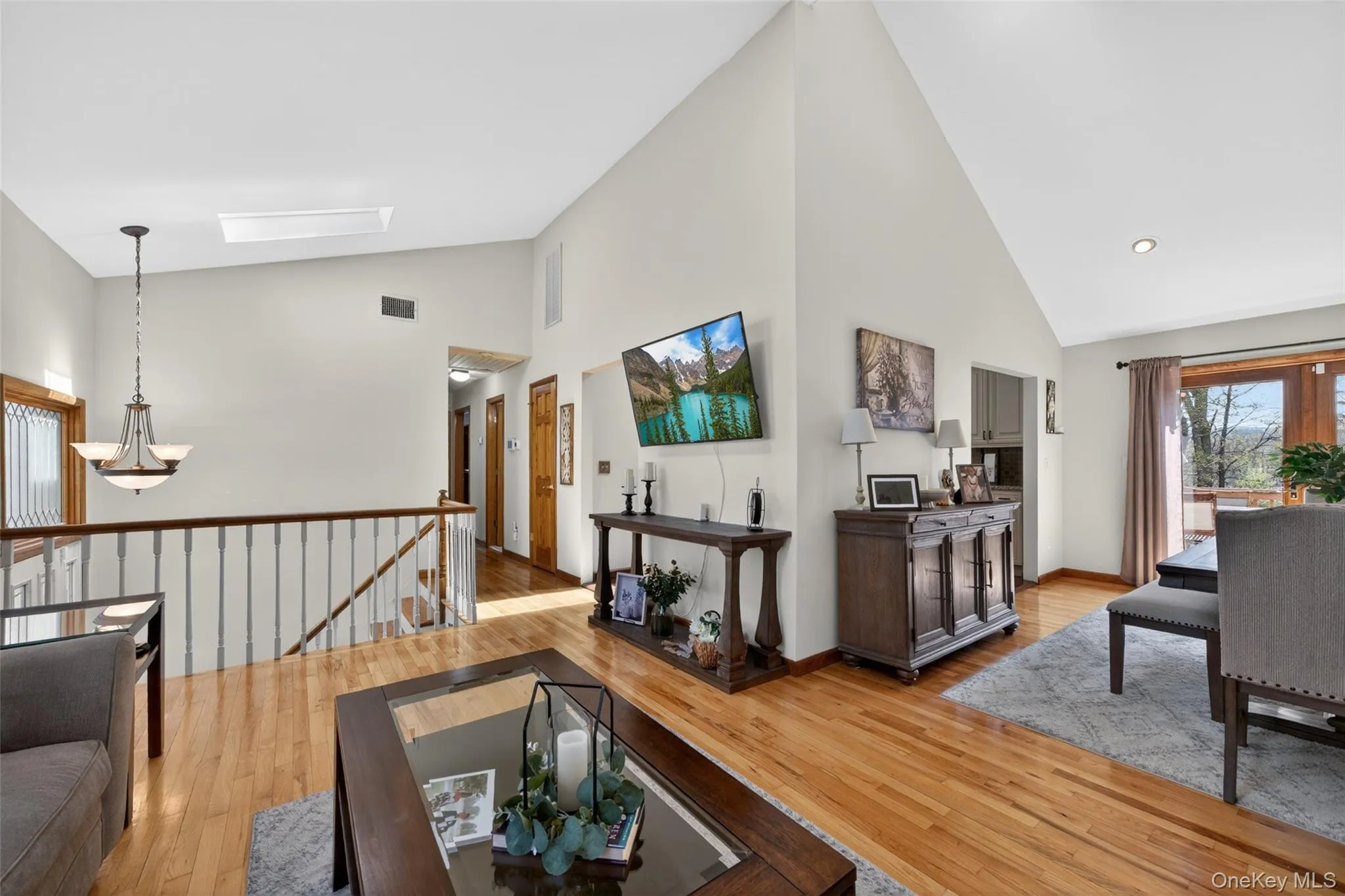 3 Arlington Drive, Monroe, NY, 4 Bedrooms Bedrooms, 9 Rooms Rooms,2 BathroomsBathrooms,Residential,For Rent,Arlington,0,1006537 3 Arlington Drive, Monroe, NY, 4 Bedrooms Bedrooms, 9 Rooms Rooms,2 BathroomsBathrooms,Residential,For Rent,Arlington,0,1006537