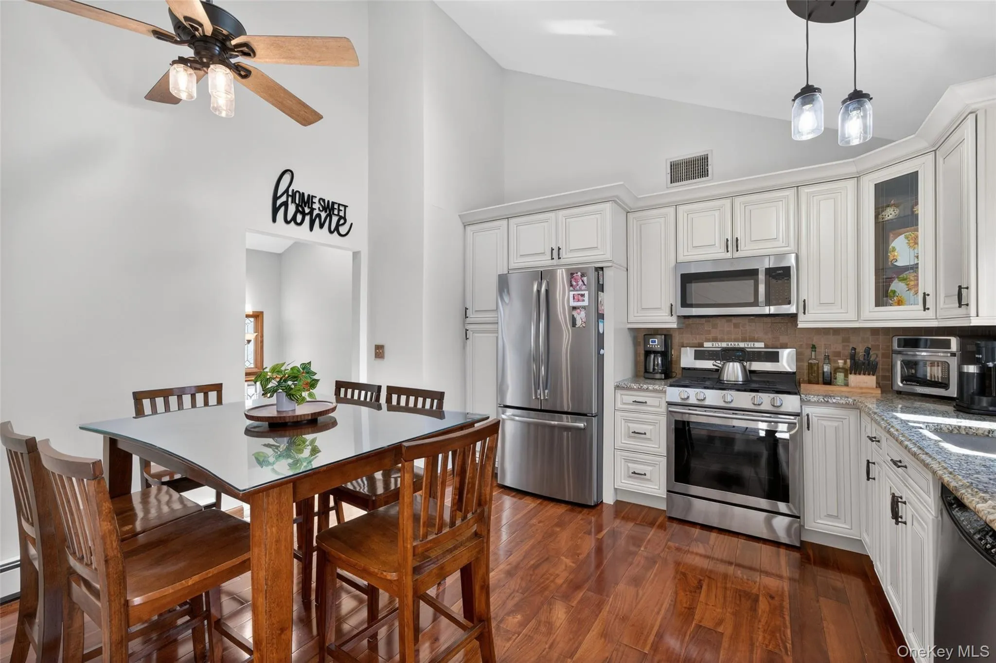 3 Arlington Drive, Monroe, NY, 4 Bedrooms Bedrooms, 9 Rooms Rooms,2 BathroomsBathrooms,Residential,For Rent,Arlington,0,1006537 3 Arlington Drive, Monroe, NY, 4 Bedrooms Bedrooms, 9 Rooms Rooms,2 BathroomsBathrooms,Residential,For Rent,Arlington,0,1006537