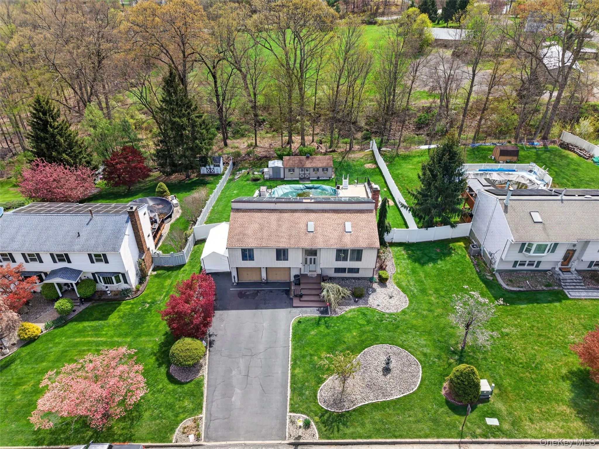 3 Arlington Drive, Monroe, NY, 4 Bedrooms Bedrooms, 9 Rooms Rooms,2 BathroomsBathrooms,Residential,For Rent,Arlington,0,1006537 3 Arlington Drive, Monroe, NY, 4 Bedrooms Bedrooms, 9 Rooms Rooms,2 BathroomsBathrooms,Residential,For Rent,Arlington,0,1006537