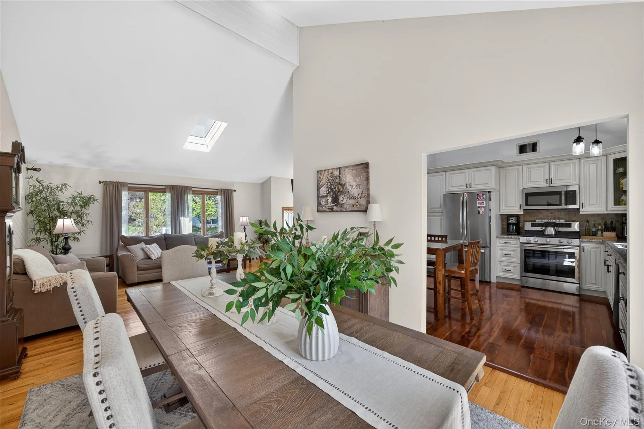 3 Arlington Drive, Monroe, NY, 4 Bedrooms Bedrooms, 9 Rooms Rooms,2 BathroomsBathrooms,Residential,For Rent,Arlington,0,1006537 3 Arlington Drive, Monroe, NY, 4 Bedrooms Bedrooms, 9 Rooms Rooms,2 BathroomsBathrooms,Residential,For Rent,Arlington,0,1006537