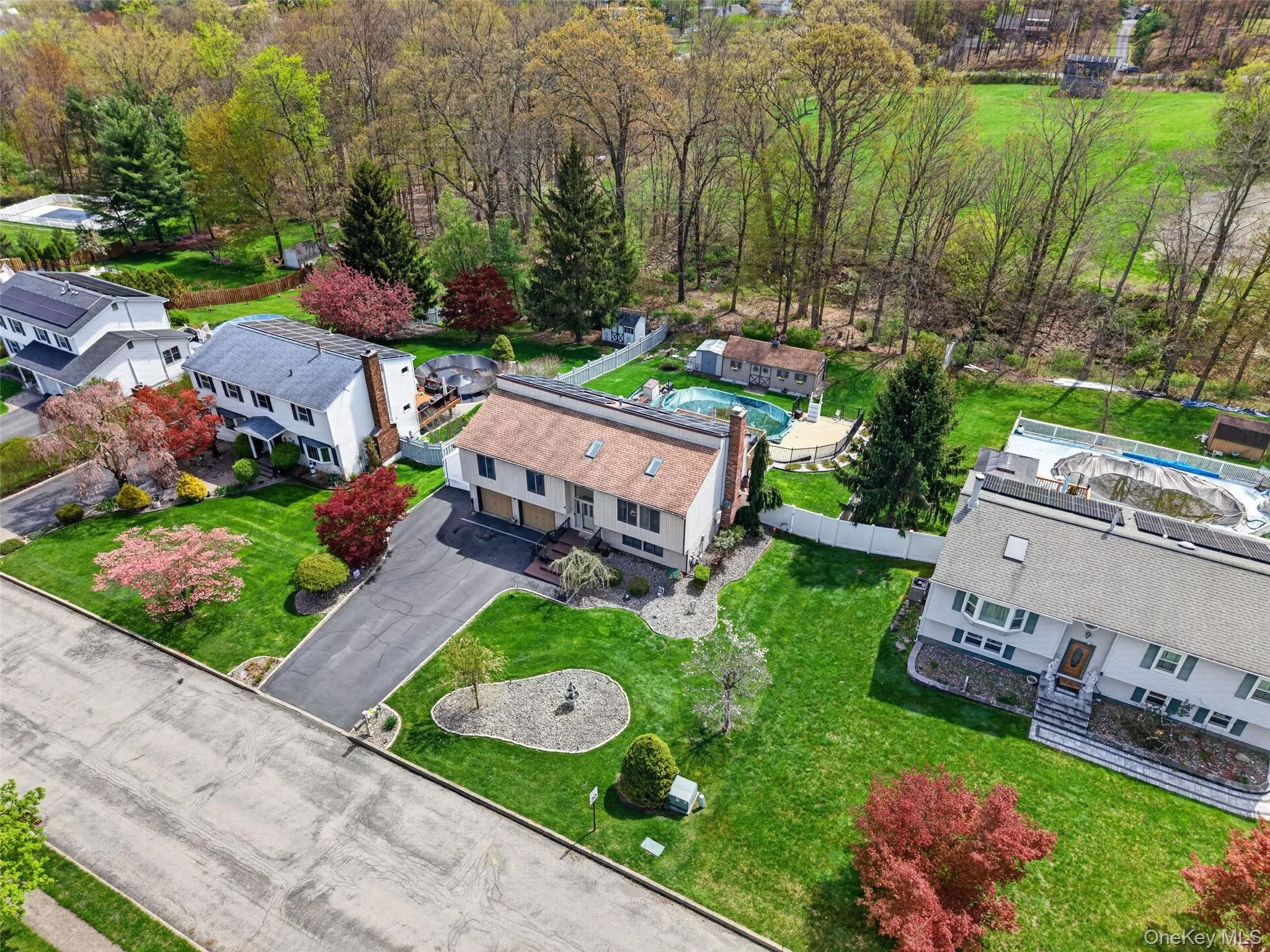 3 Arlington Drive, Monroe, NY, 4 Bedrooms Bedrooms, 9 Rooms Rooms,2 BathroomsBathrooms,Residential,For Rent,Arlington,0,1006537 3 Arlington Drive, Monroe, NY, 4 Bedrooms Bedrooms, 9 Rooms Rooms,2 BathroomsBathrooms,Residential,For Rent,Arlington,0,1006537